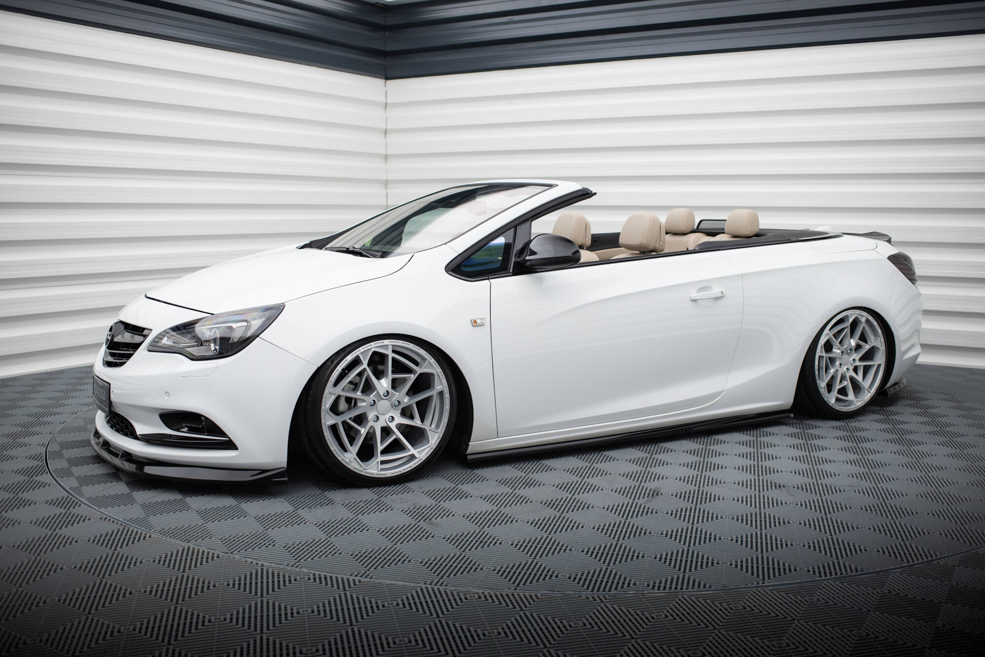 Maxton Design Комплект разветвителей для Opel Cascada
