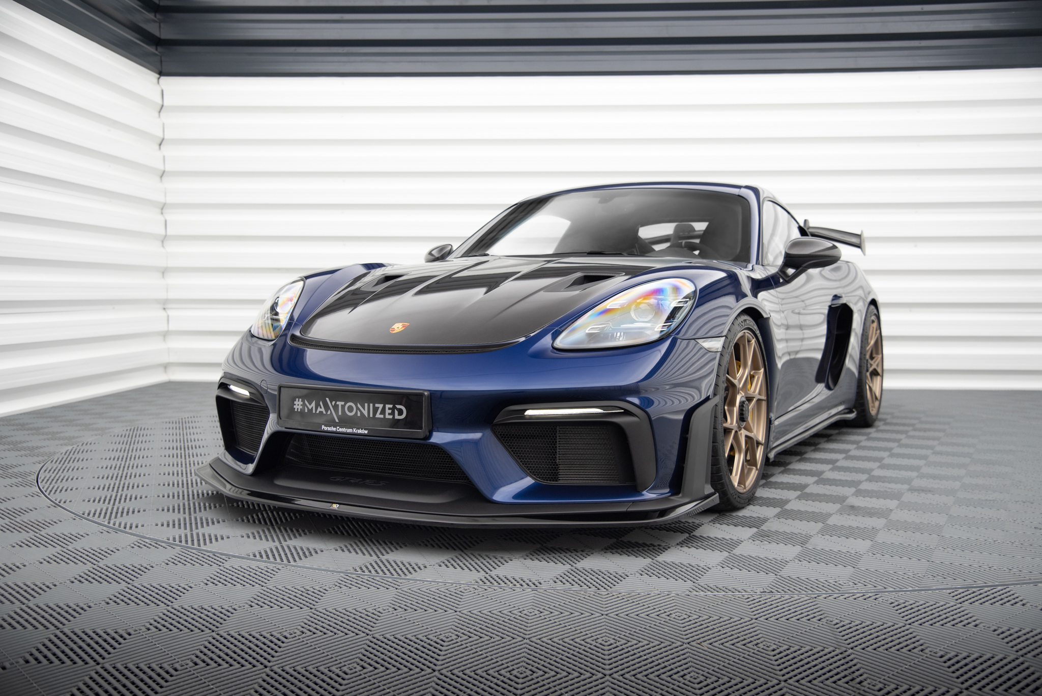 Maxton Design Комплект сплиттеров для Porsche 718 Cayman GT4 RS 982c — изображение 3