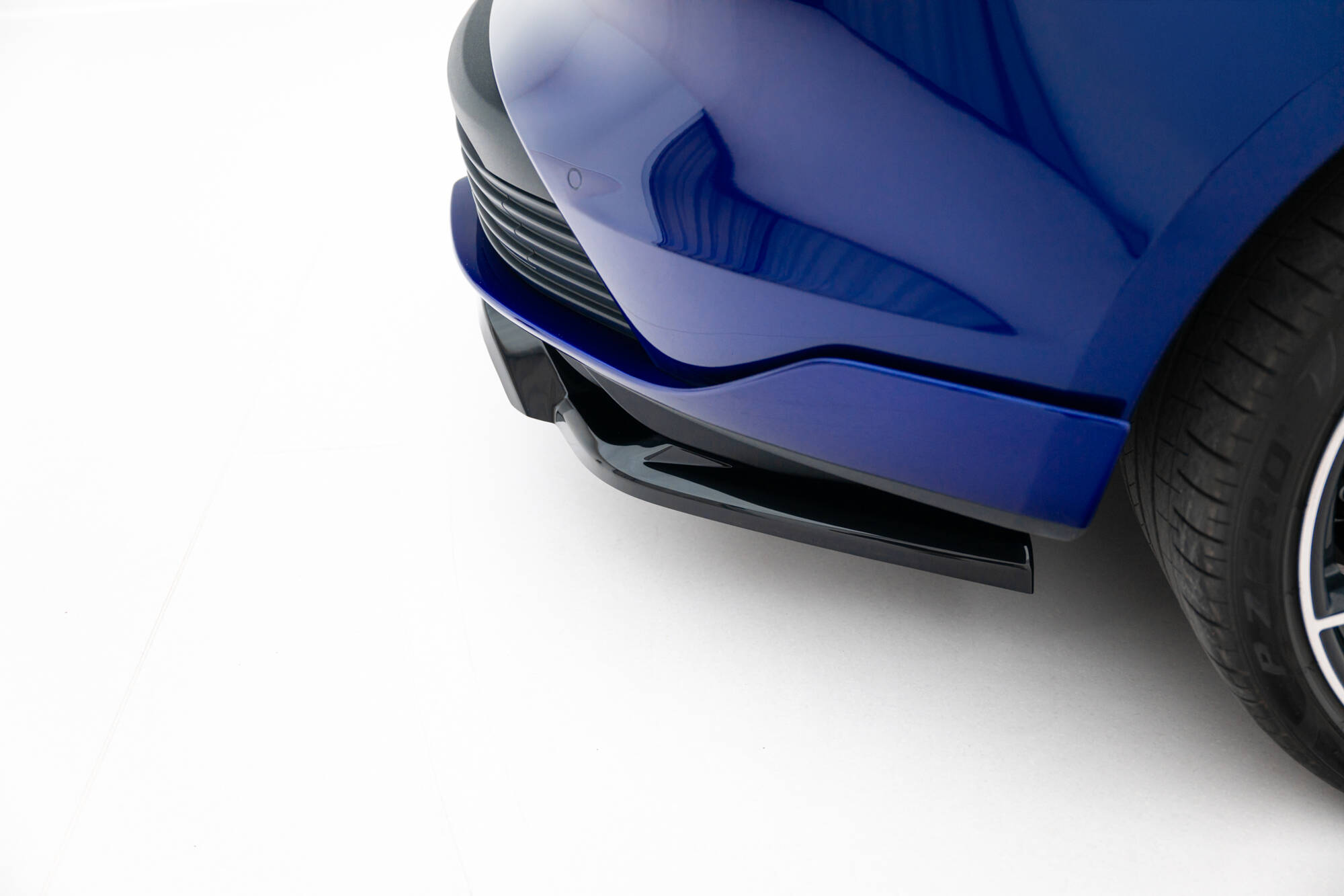 Maxton Design Комплект сплиттеров для Porsche Taycan Turbo S Mk1 — изображение 11