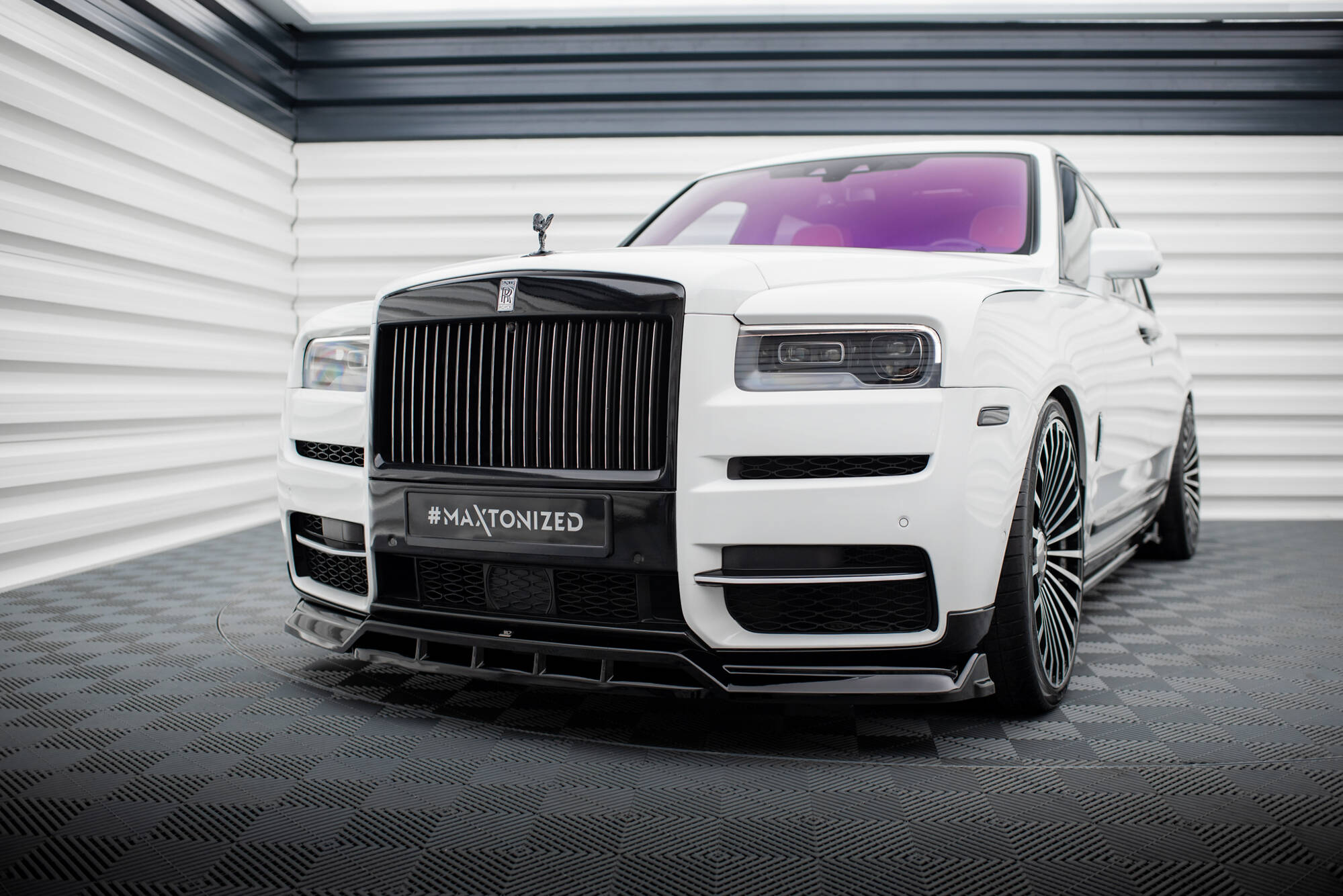 Maxton Design Комплект разделителей для Rolls Royce Cullinan — изображение 3