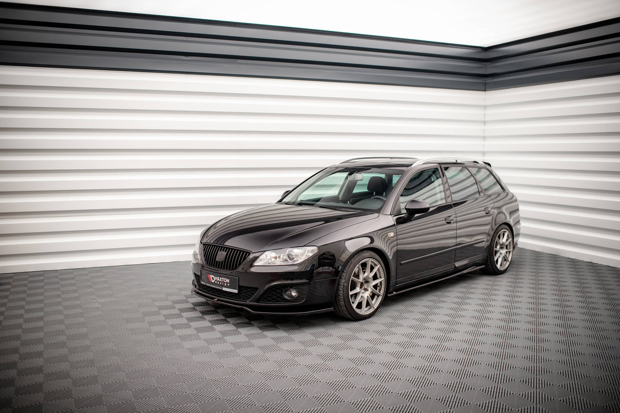 Maxton Design Комплект сплиттеров для Seat Exeo ST