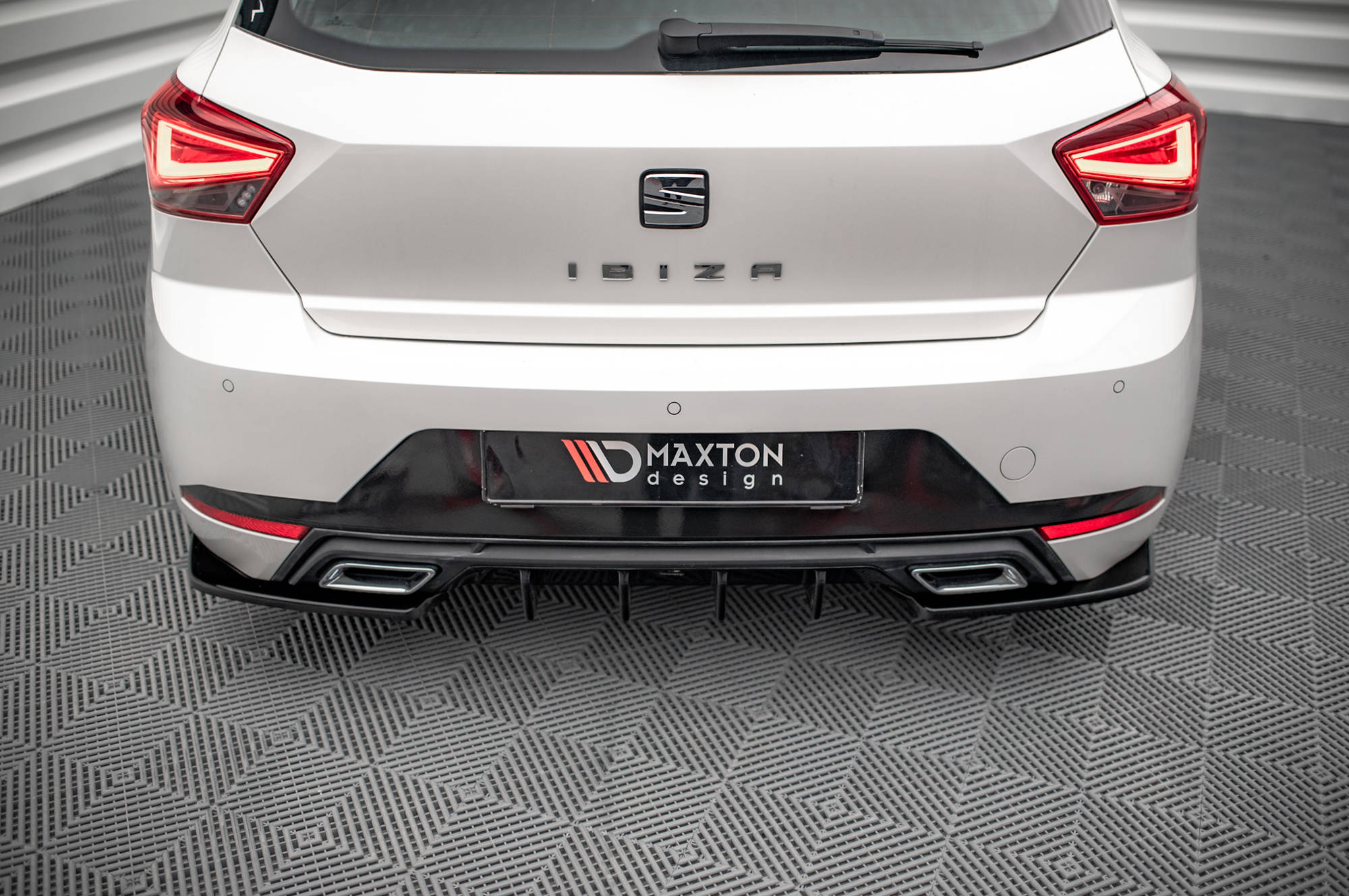 Maxton Design Комплект сплиттеров для Seat Ibiza FR/Standard Mk5 — изображение 7