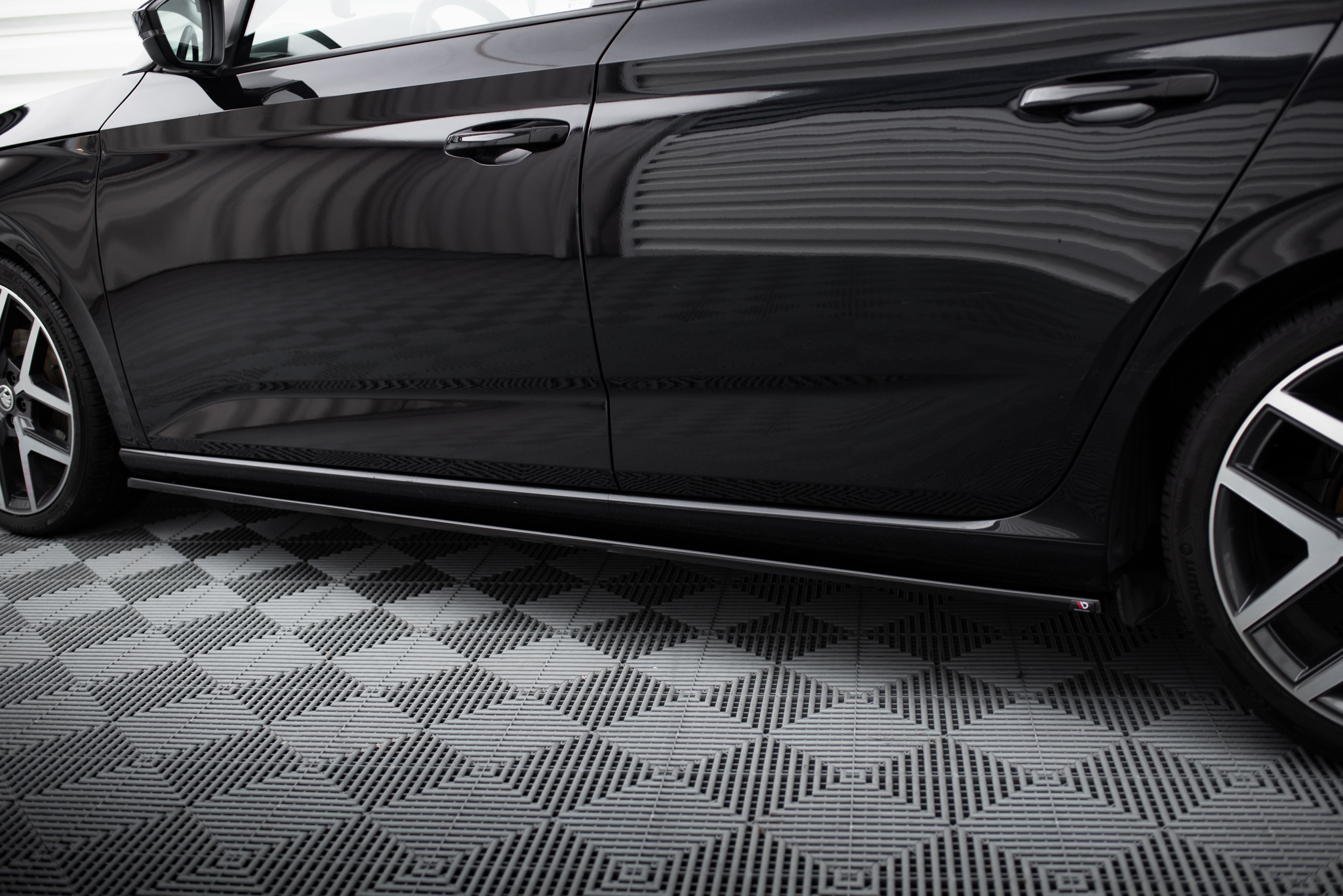 Maxton Design Комплект разветвителей для Skoda Scala Mk1 — изображение 6