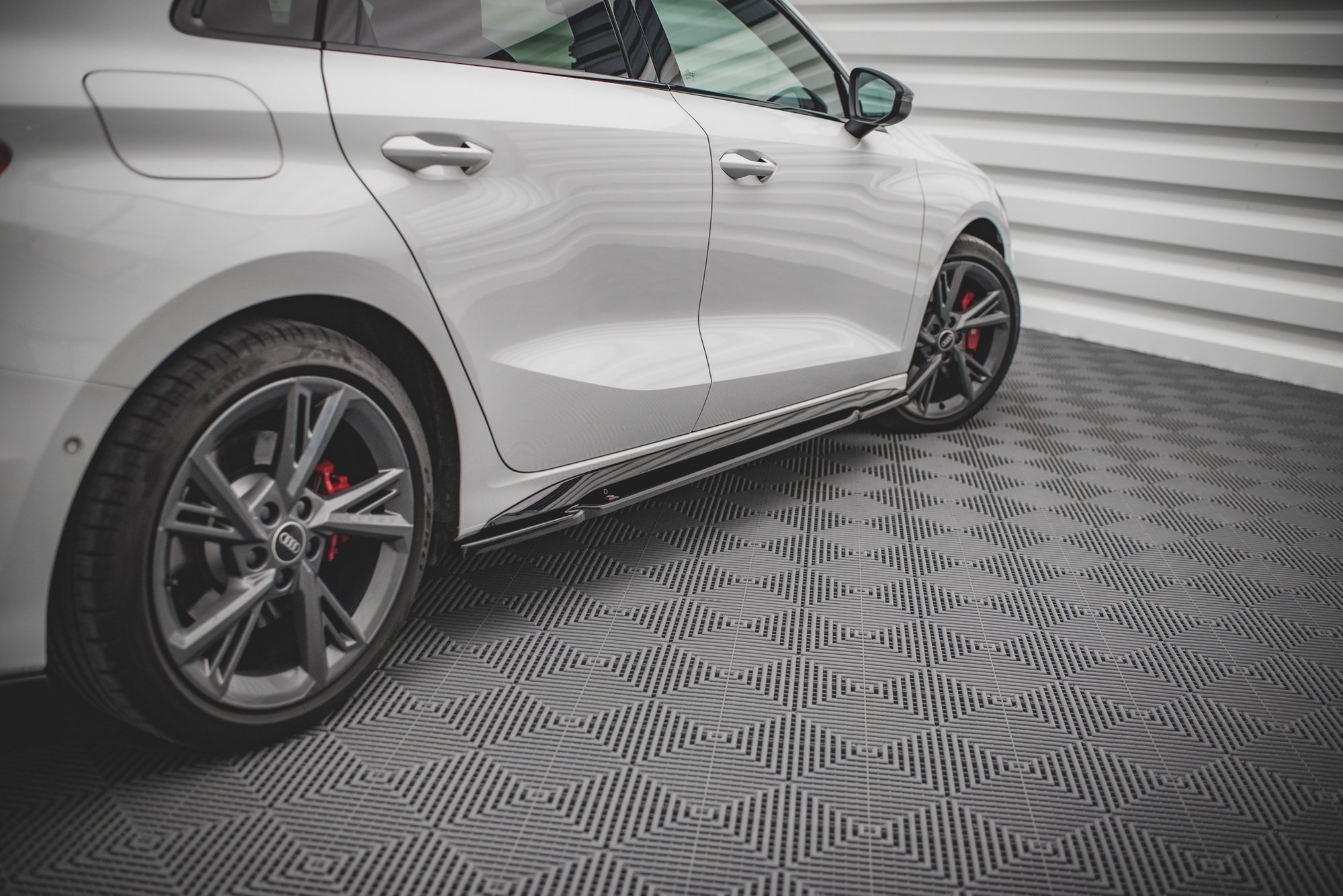 Maxton Design Комплект сплиттеров V.1 для Audi A3 S-Line Sportback 8Y — изображение 5