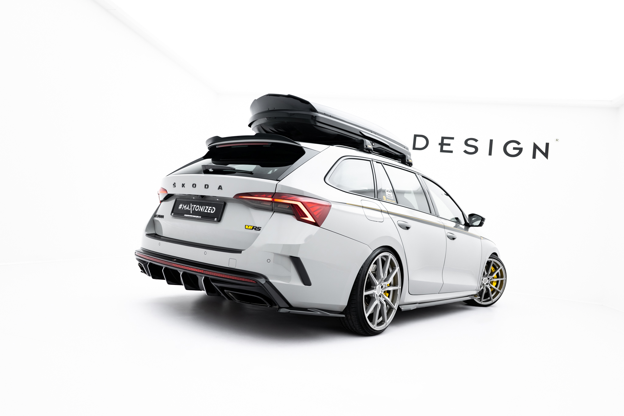 Maxton Design Комплект сплиттеров V.1 для Skoda Octavia RS Combi Mk4 — изображение 15