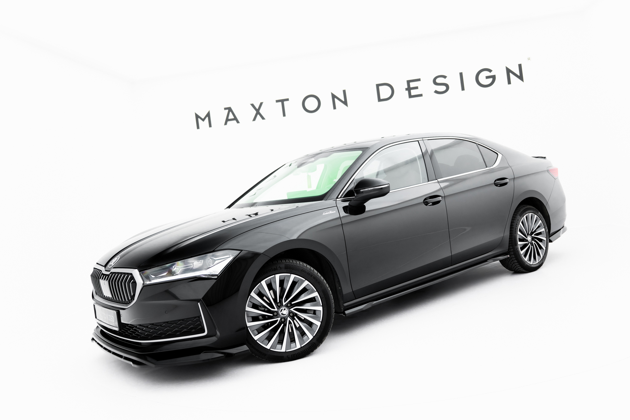 Maxton Design Комплект разветвителей V.1 Skoda Superb Sedan Mk4