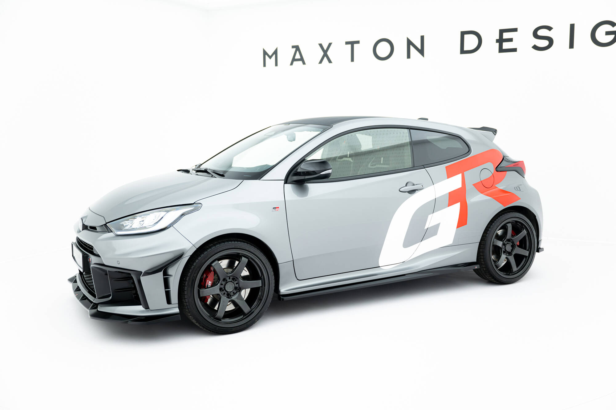 Maxton Design Комплект сплиттеров V.1 для Toyota GR Yaris Mk4 Facelift