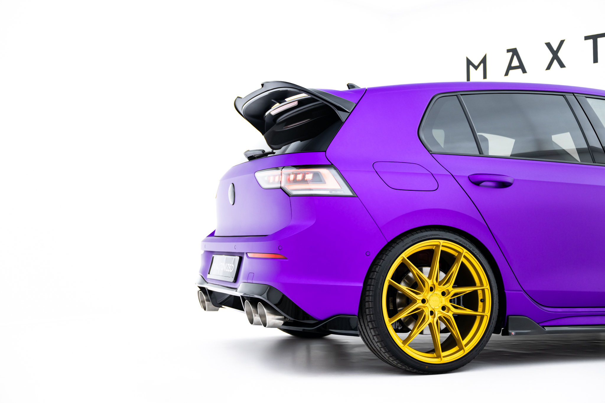 Maxton Design Комплект сплиттеров V.1 для Volkswagen Golf R Hatchback Mk8 Facelift — изображение 9
