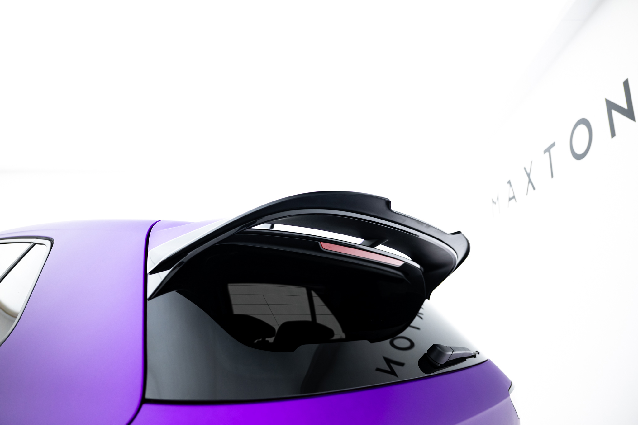 Maxton Design Комплект сплиттеров V.1 для Volkswagen Golf R Hatchback Mk8 Facelift — изображение 13