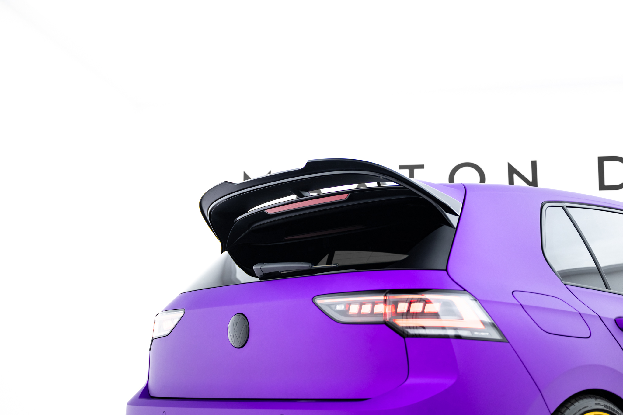 Maxton Design Комплект сплиттеров V.1 для Volkswagen Golf R Hatchback Mk8 Facelift — изображение 14