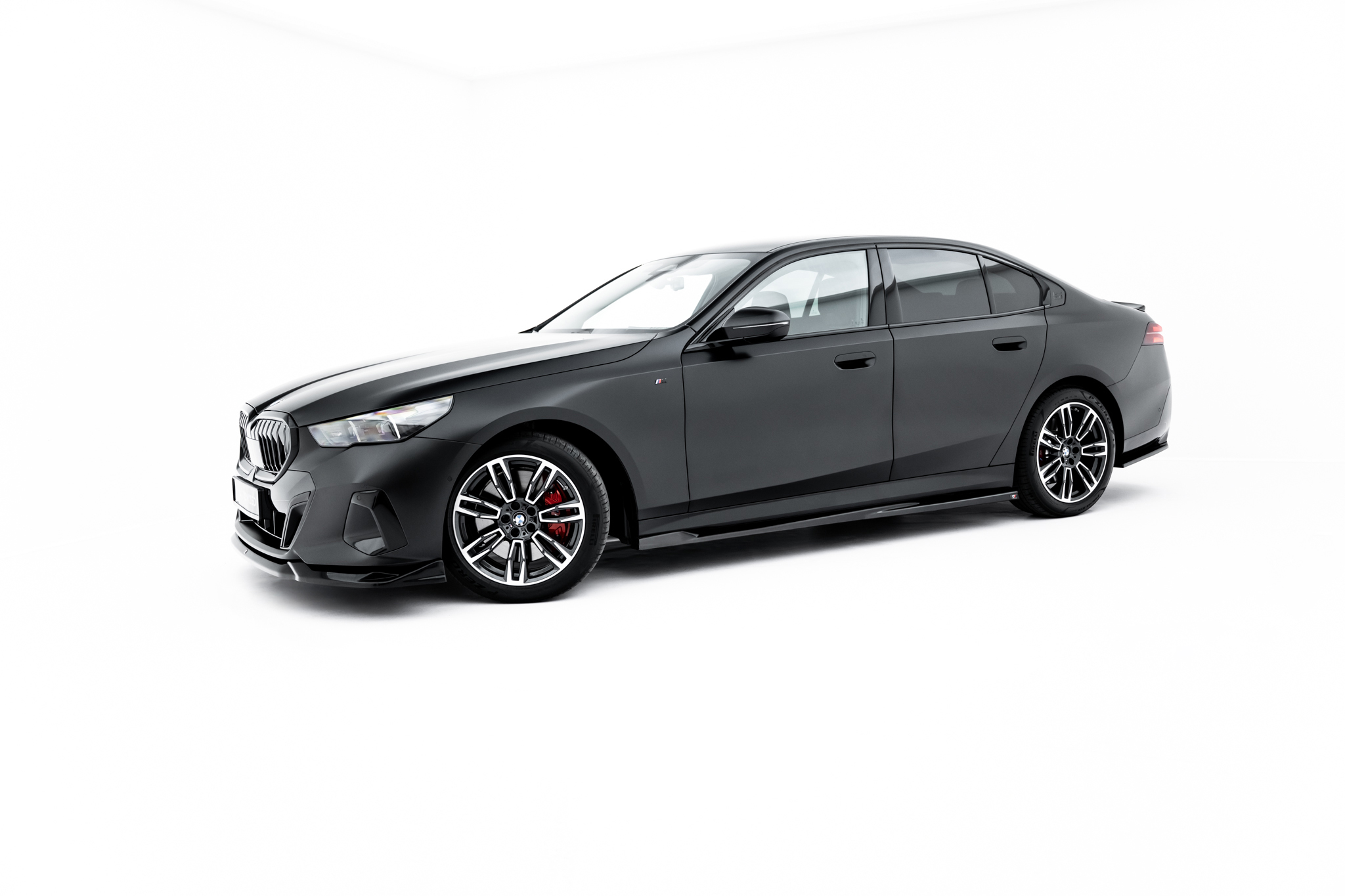Maxton Design Комплект сплиттеров V.2 для BMW 5 M-Pack Sedan G60 — изображение 7