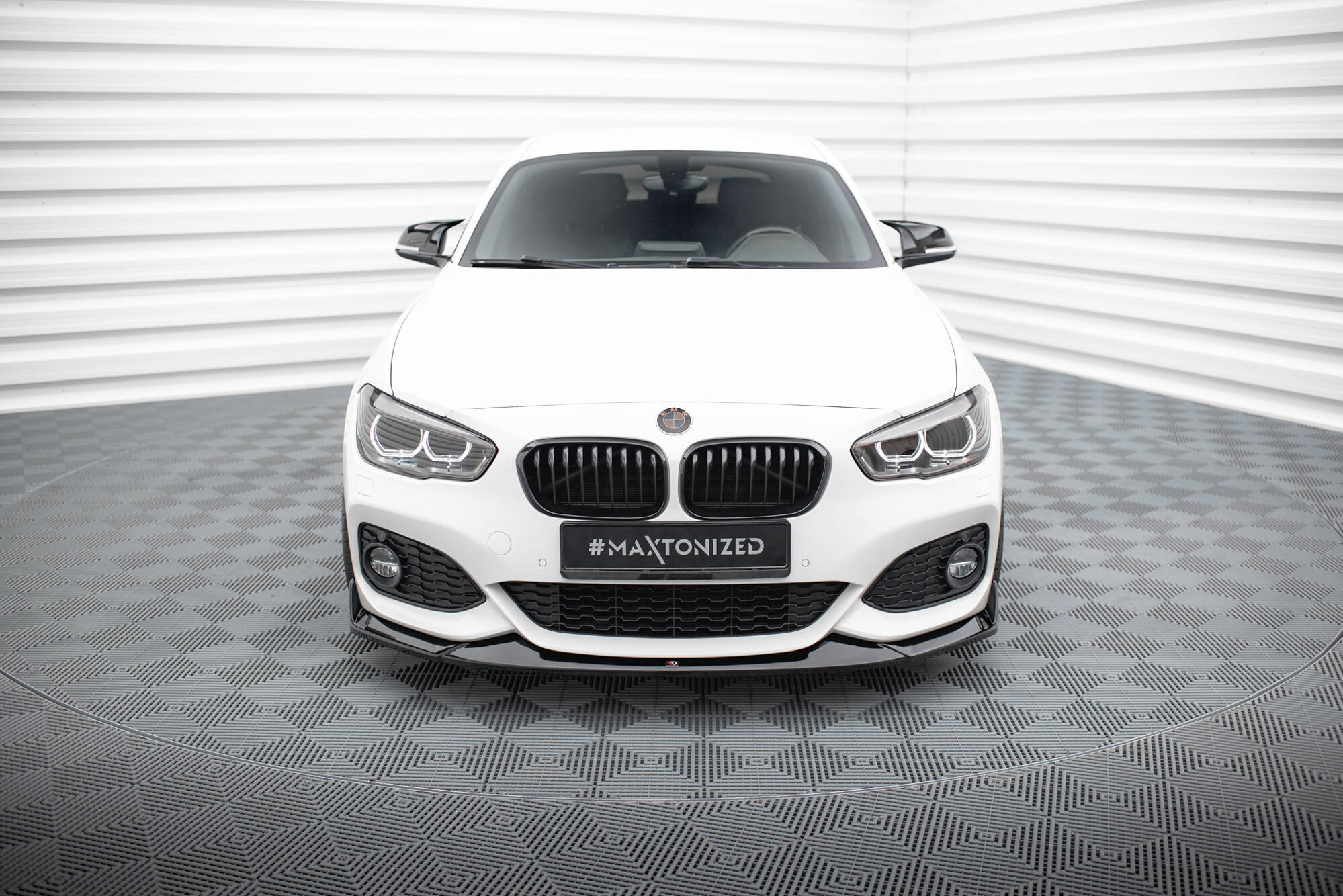 Maxton Design Комплект сплиттеров V.2 для BMW M140i F20 Facelift — изображение 2