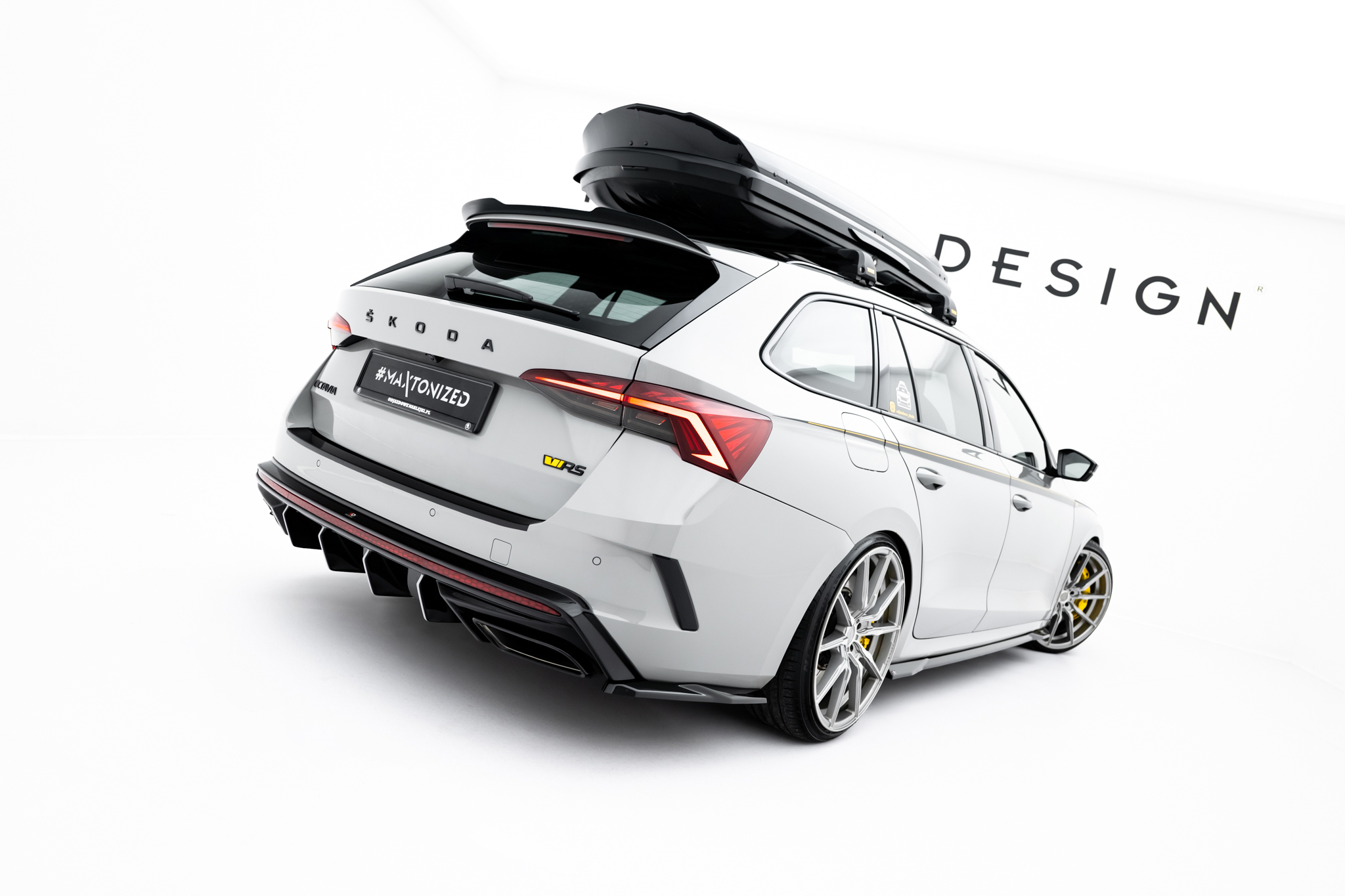 Maxton Design Комплект сплиттеров V.2 для Skoda Octavia RS Combi Mk4 — изображение 10