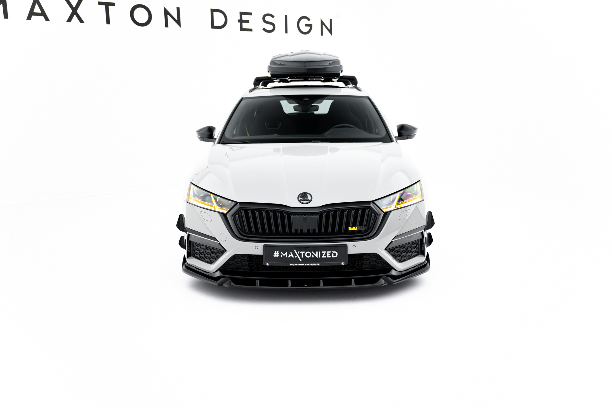 Maxton Design Комплект сплиттеров V.2 для Skoda Octavia RS Combi Mk4 — изображение 2