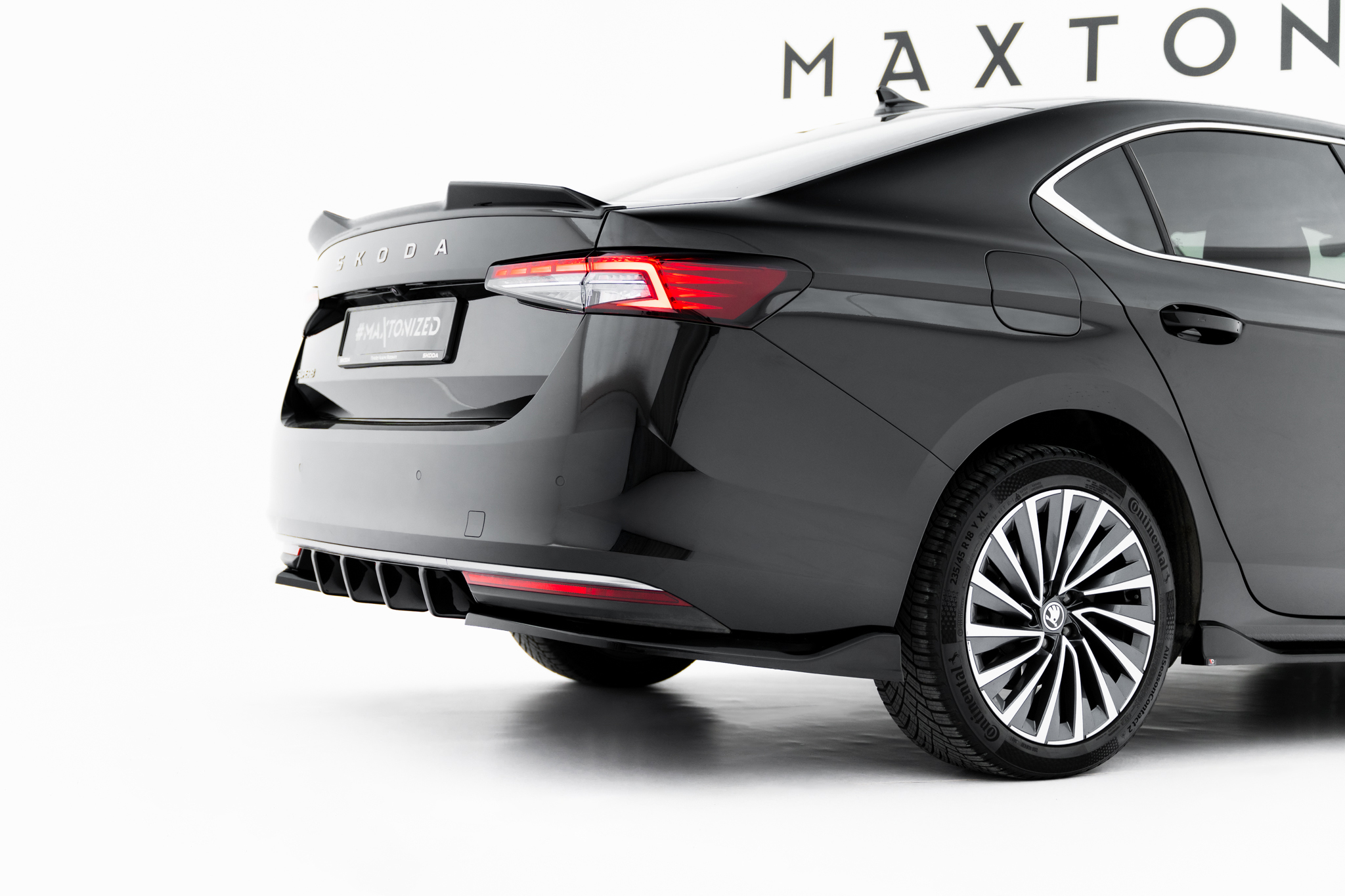 Maxton Design Комплект разветвителей V.2 Skoda Superb Sedan Mk4 — изображение 15