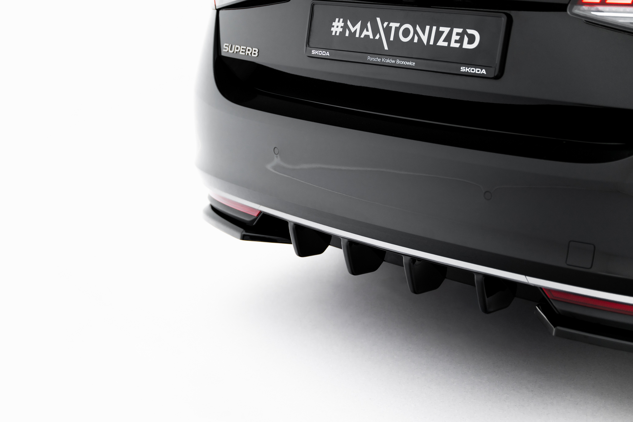 Maxton Design Комплект разветвителей V.2 Skoda Superb Sedan Mk4 — изображение 9