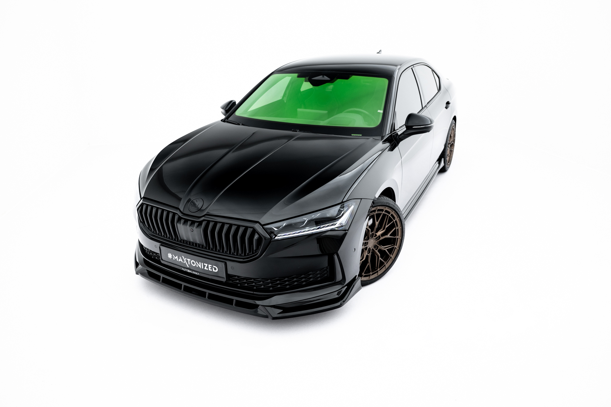 Maxton Design Комплект сплиттеров V.2 для Skoda Superb Sportline Mk4 — изображение 3