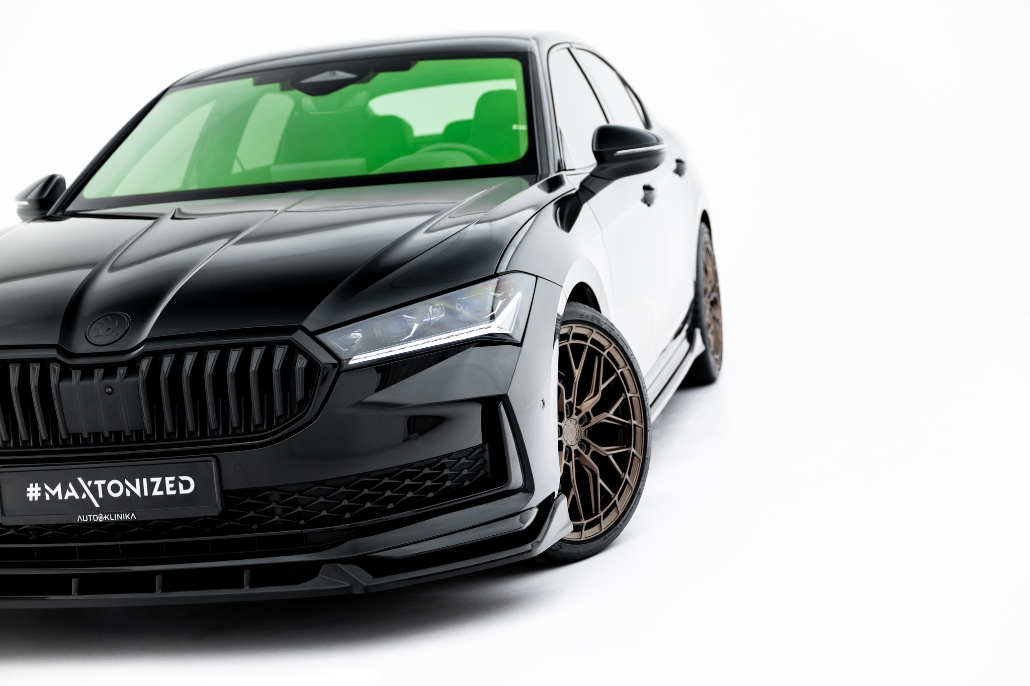Maxton Design Комплект сплиттеров V.2 для Skoda Superb Sportline Mk4 — изображение 4