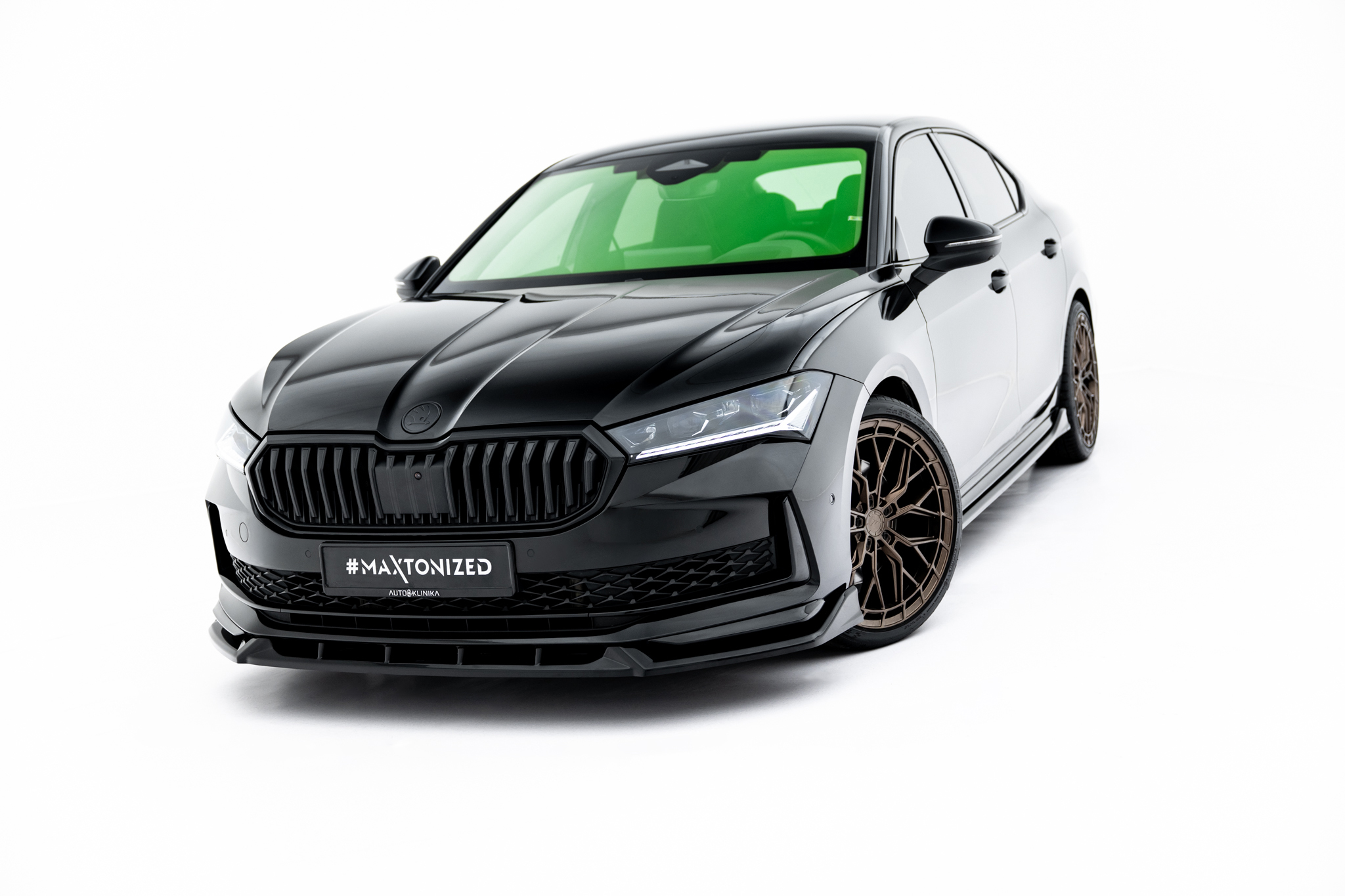 Maxton Design Комплект сплиттеров V.2 для Skoda Superb Sportline Mk4 — изображение 5