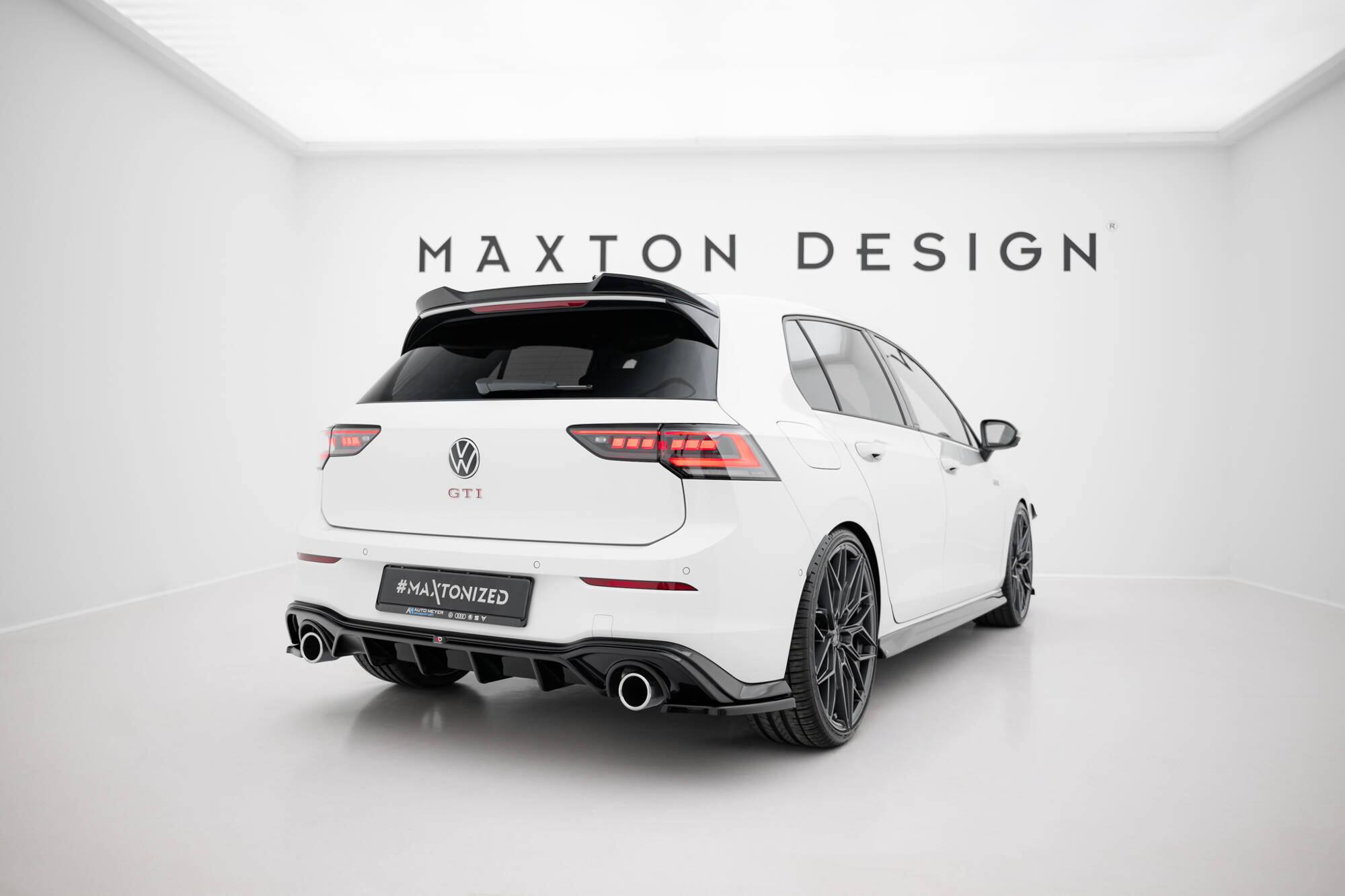 Maxton Design Комплект сплиттеров V.2 для Volkswagen Golf GTI Mk8 Facelift — изображение 11