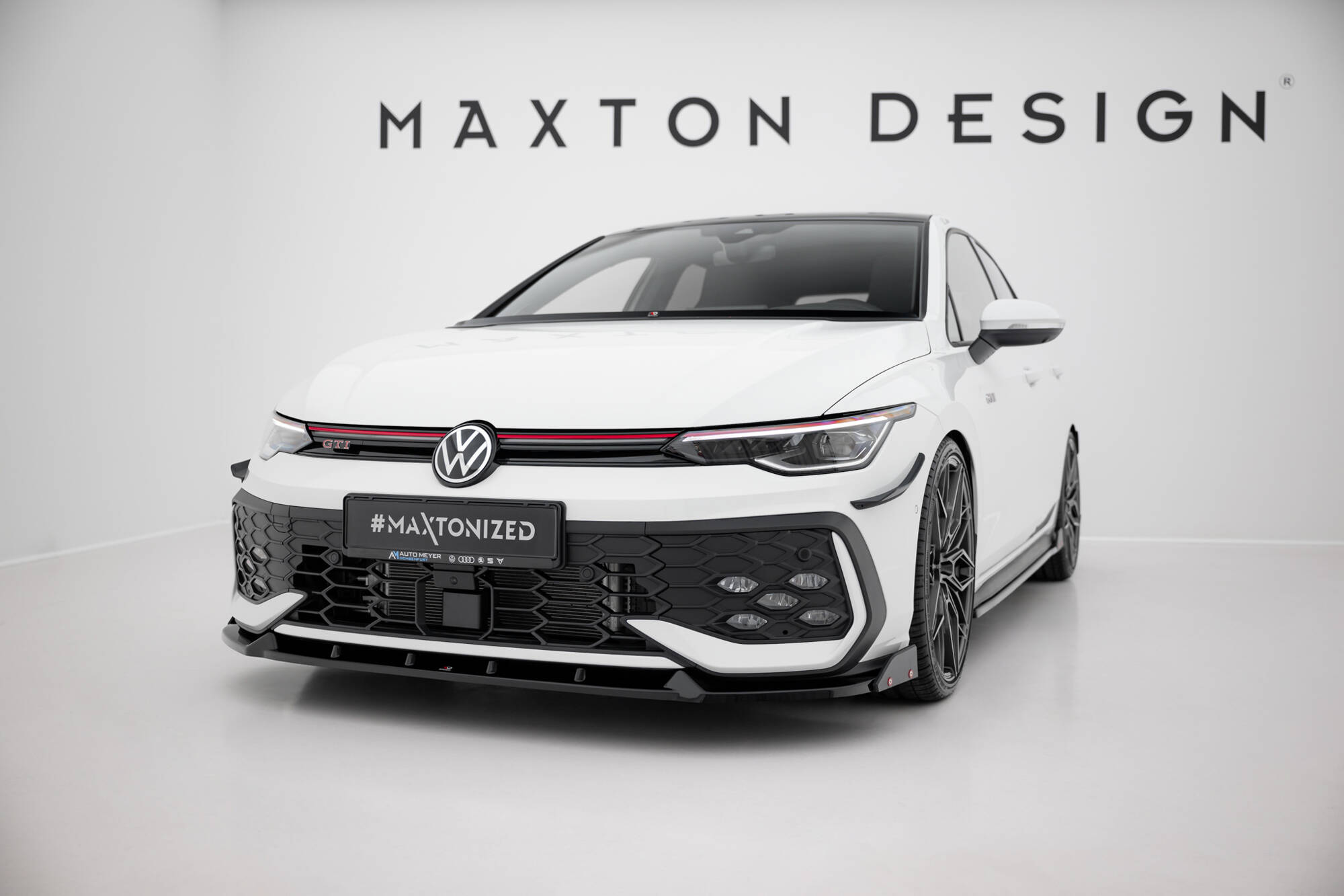 Maxton Design Комплект сплиттеров V.2 для Volkswagen Golf GTI Mk8 Facelift — изображение 4
