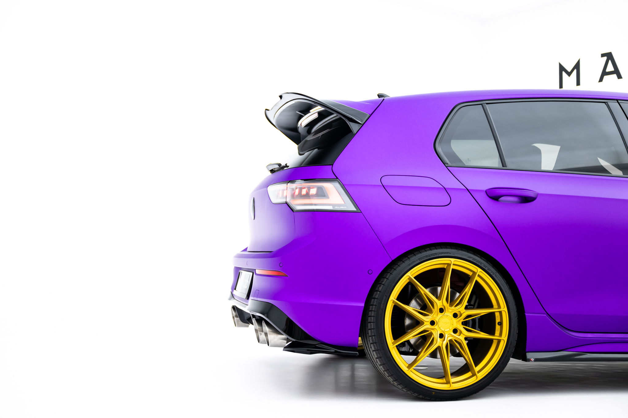 Maxton Design Комплект сплиттеров V.2 для Volkswagen Golf R Hatchback Mk8 Facelift — изображение 12