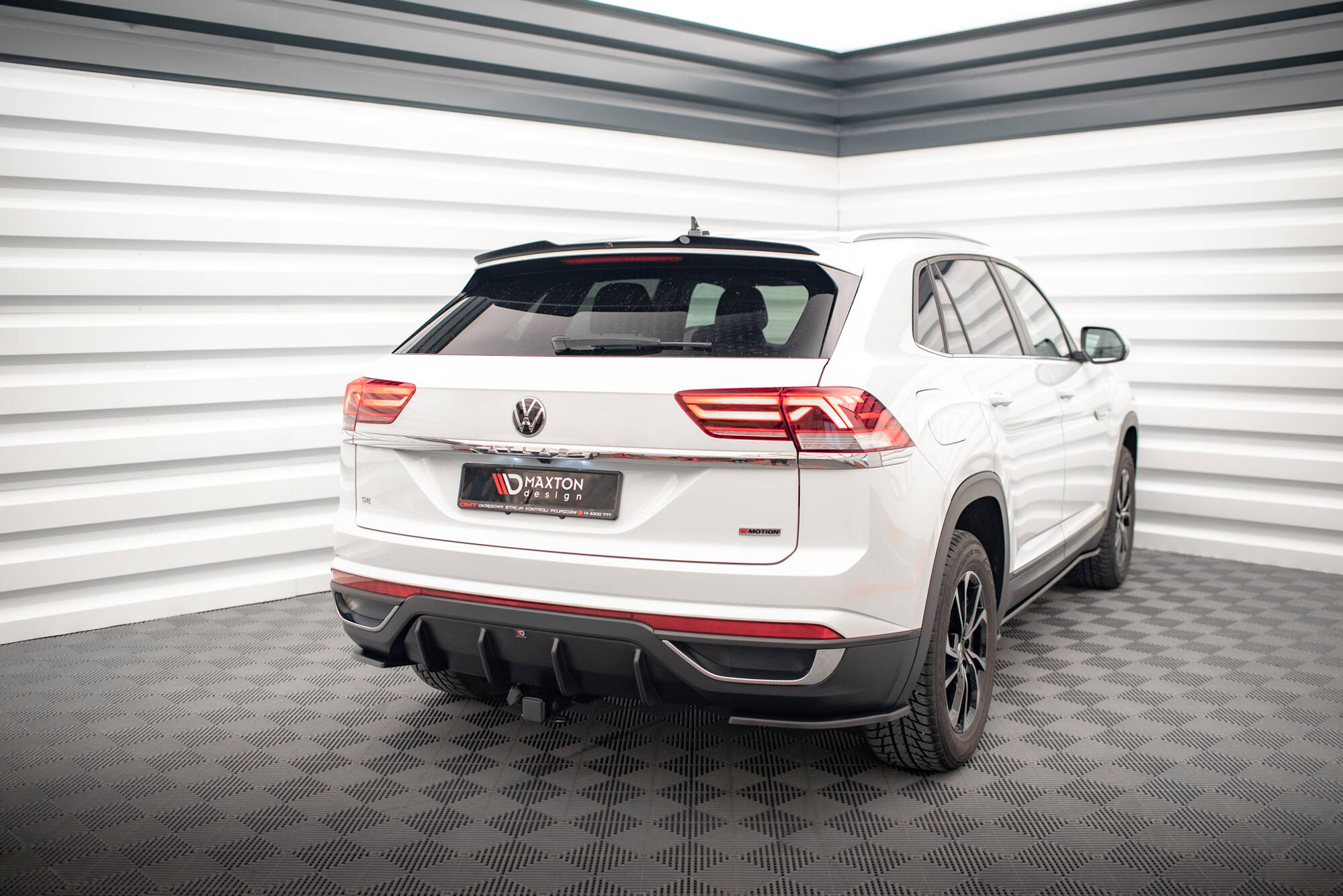 Maxton Design Комплект сплиттеров для Volkswagen Atlas Cross Sport — изображение 7