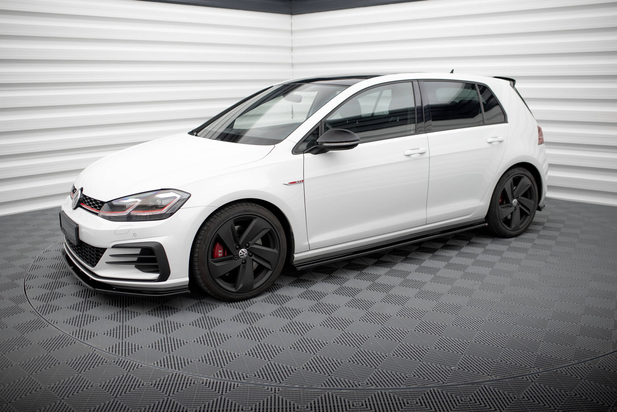 Maxton Design Комплект сплиттеров для Volkswagen Golf GTI Mk7 Facelift