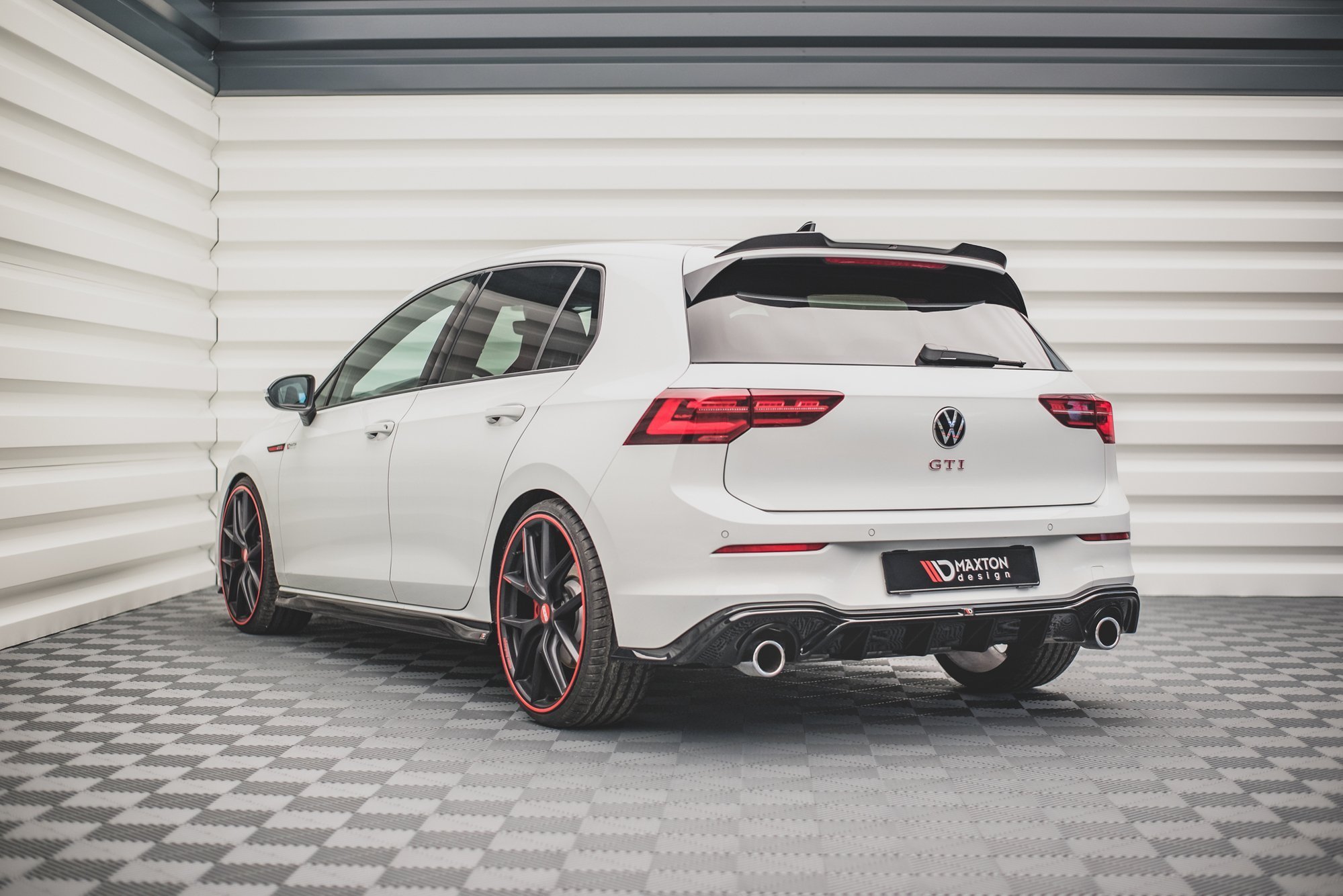 Maxton Design Комплект сплиттеров для Volkswagen Golf GTI Mk8 — изображение 10