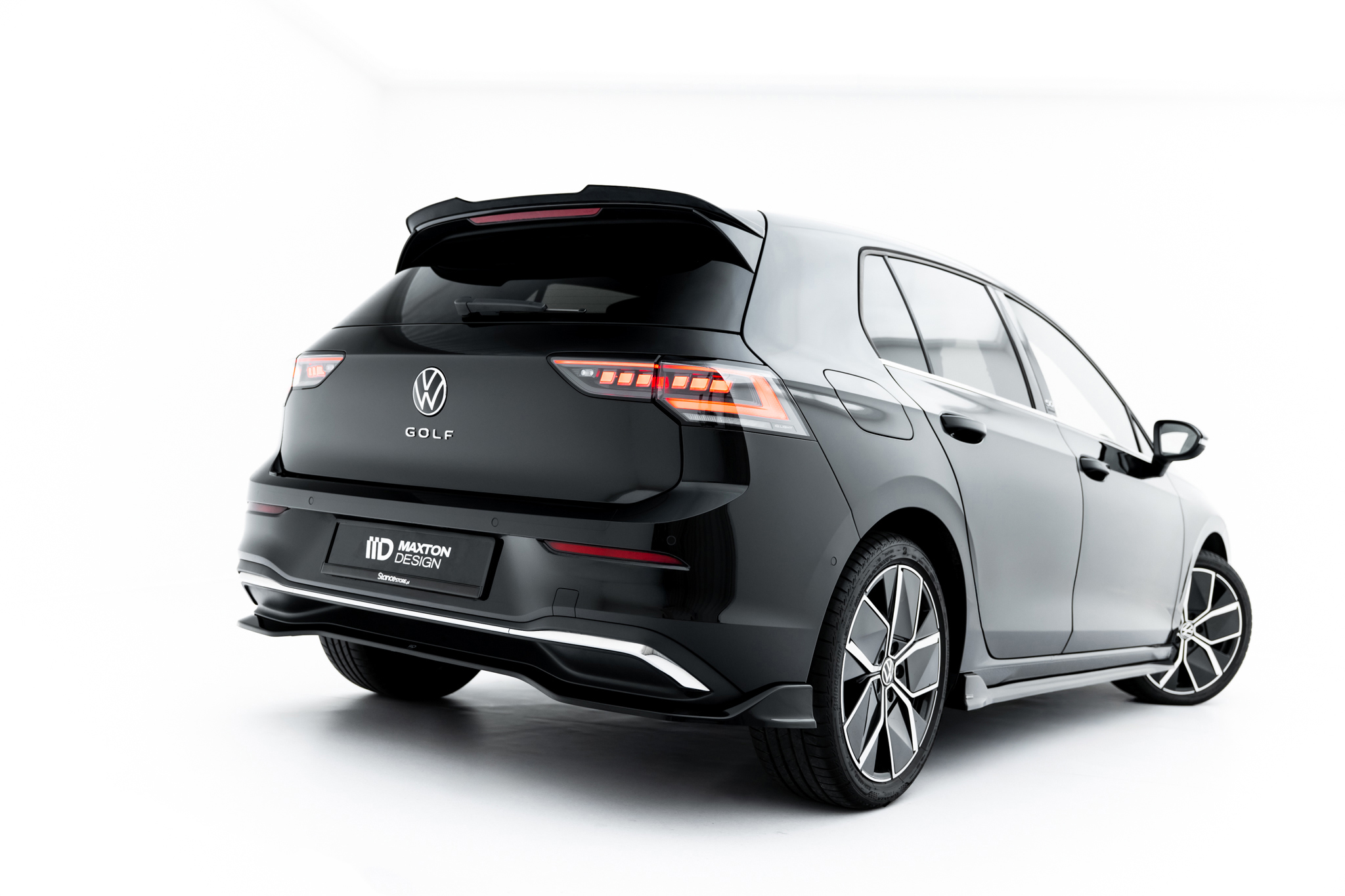 Maxton Design Комплект сплиттеров для Volkswagen Golf Hatchback Mk8 Facelift — изображение 15