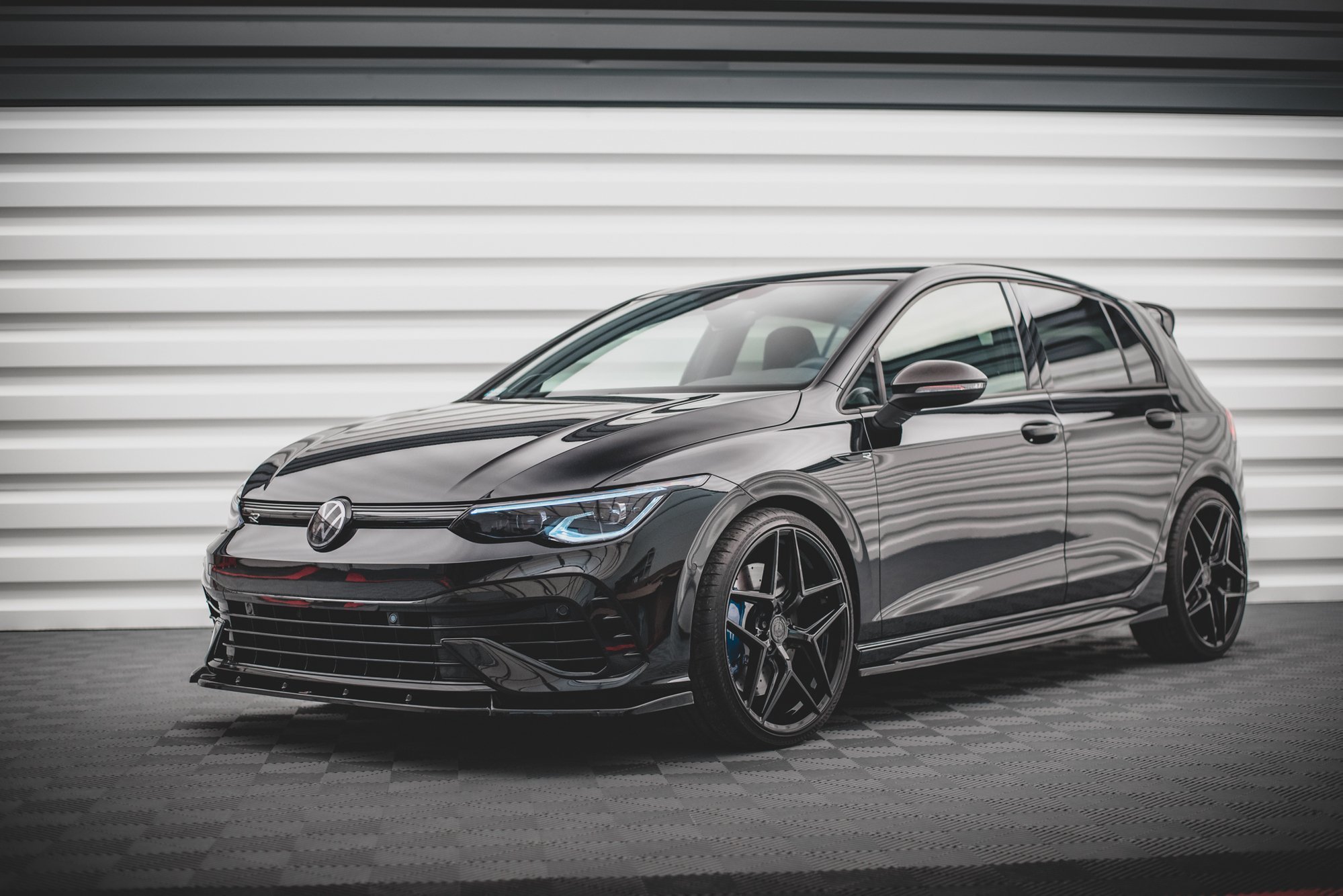 Maxton Design Комплект сплиттеров для Volkswagen Golf R Hatchback Mk8