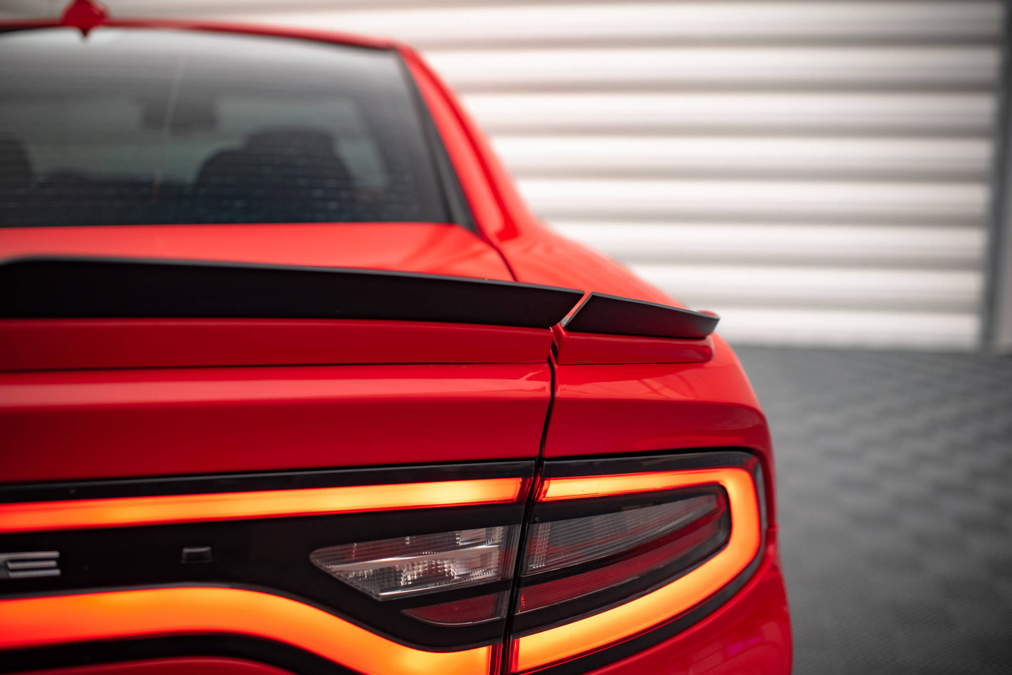 Maxton Design Комплект накладок на спойлер для Dodge Charger RT Mk7 Facelift — изображение 2