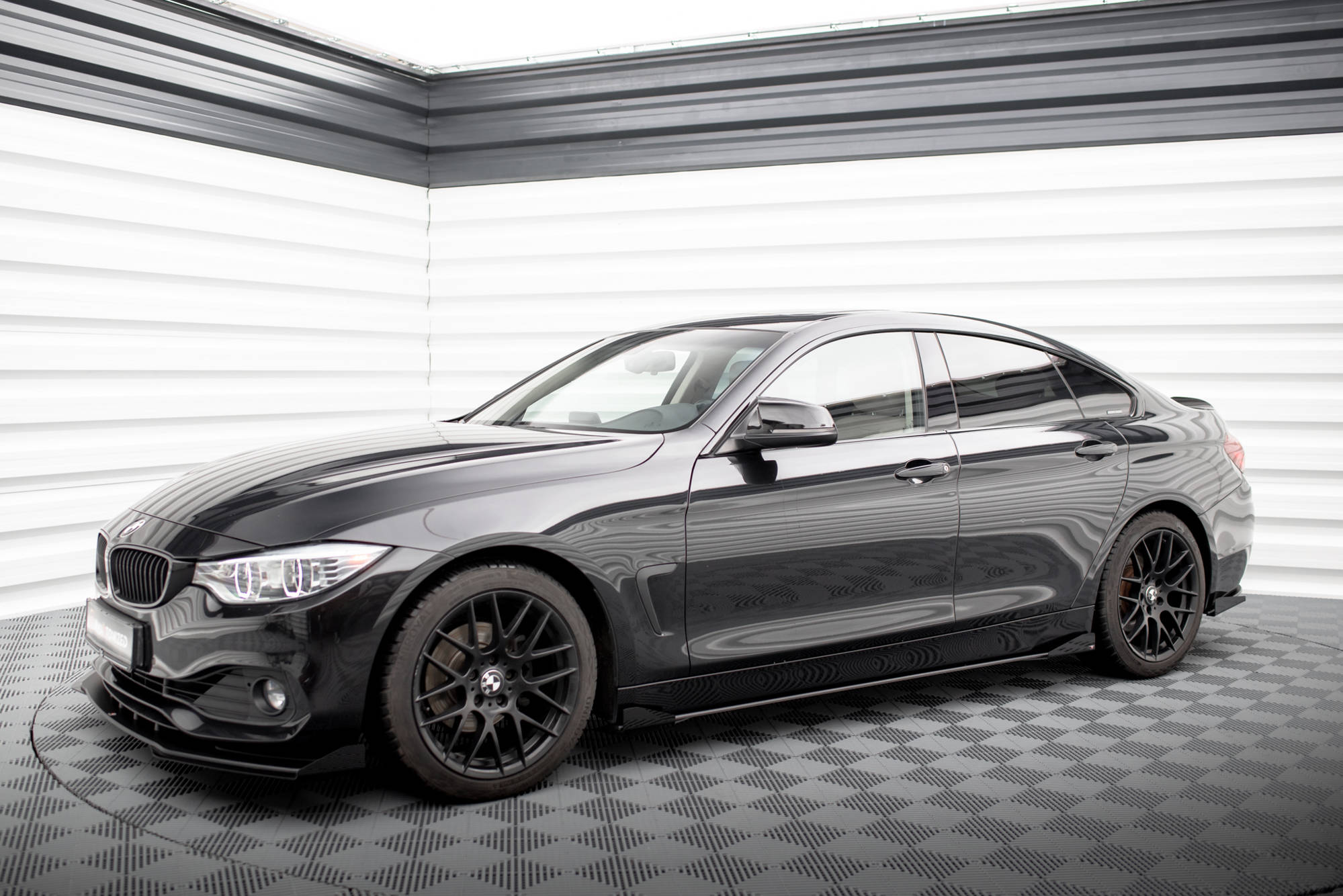Maxton Design Боковые брызговики BMW 4 Gran Coupe F36 — изображение 2