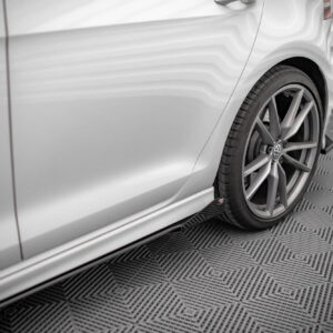 Maxton Design Боковые брызговики Volkswagen Golf R Mk7