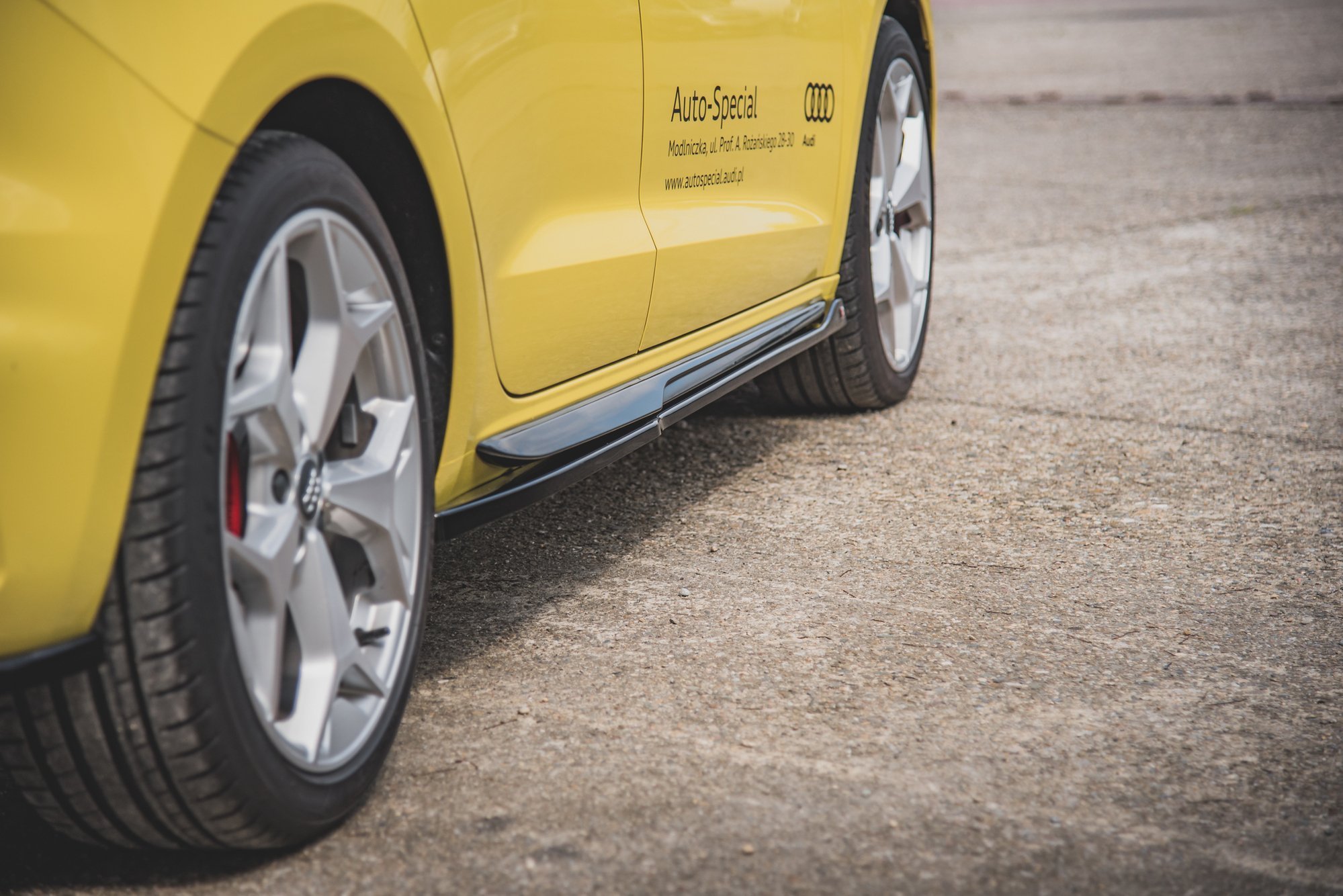 Maxton Design Боковые диффузоры для Audi A1 S-Line GB