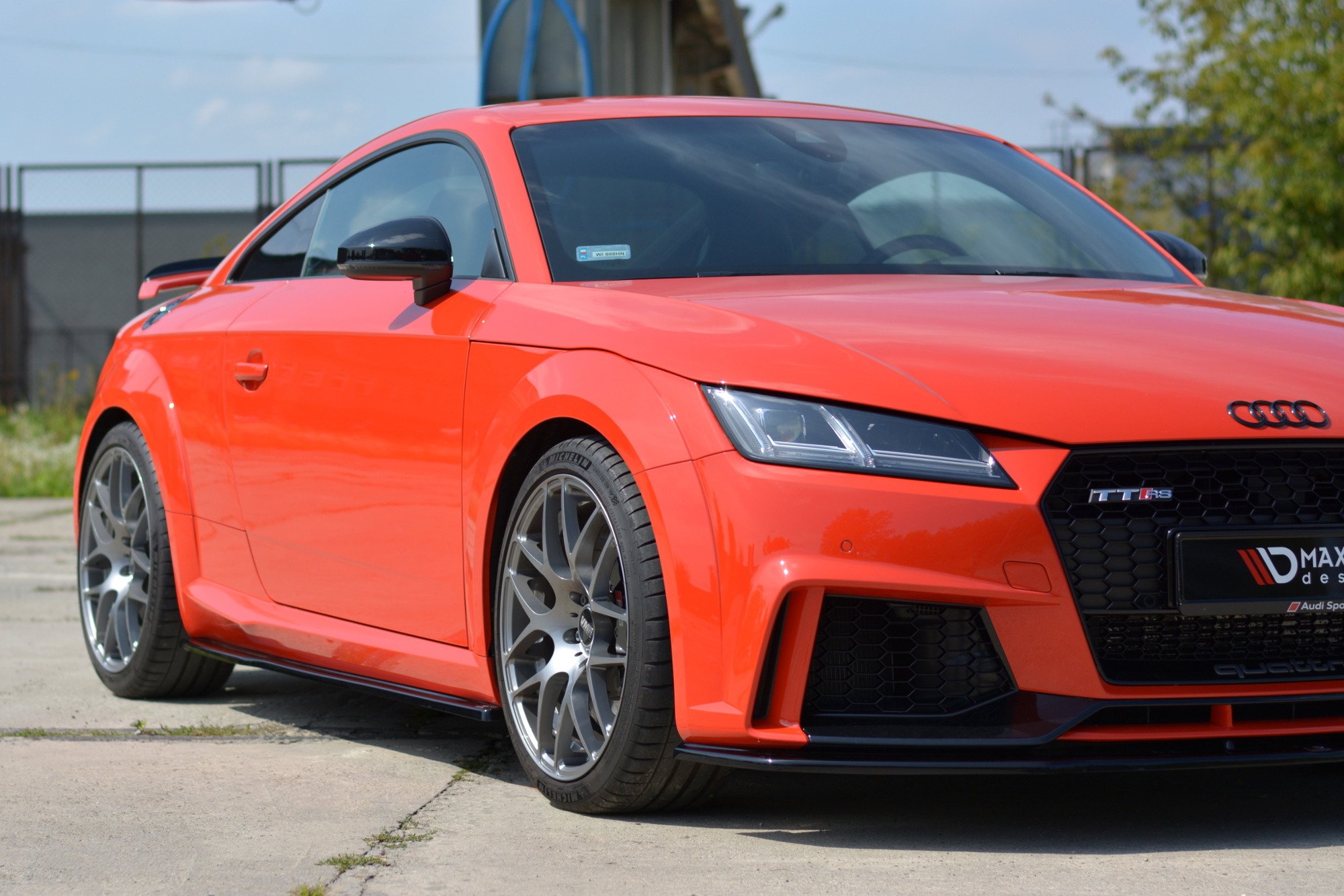 Maxton Design Боковые диффузоры для Audi TT RS 8S — изображение 2