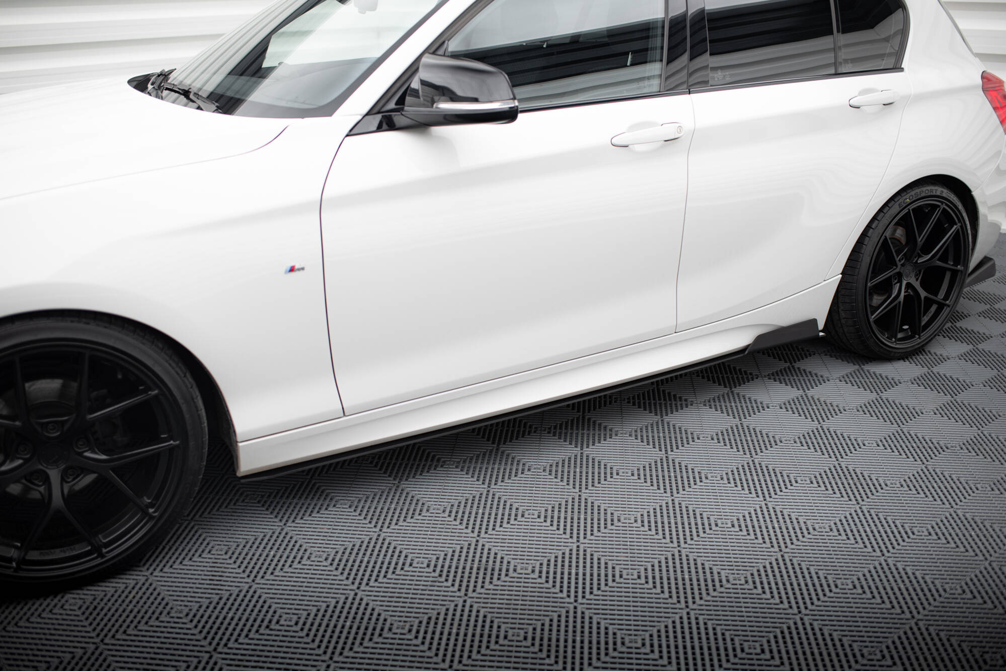 Maxton Design Боковые диффузоры для BMW 1 M135i / M140i / M-Pack F21