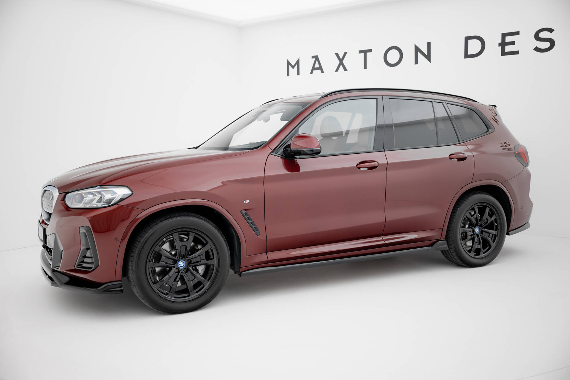Maxton Design Боковые пороги и диффузоры для BMW iX3 M-Pack G08 (рестайлинг) — изображение 2