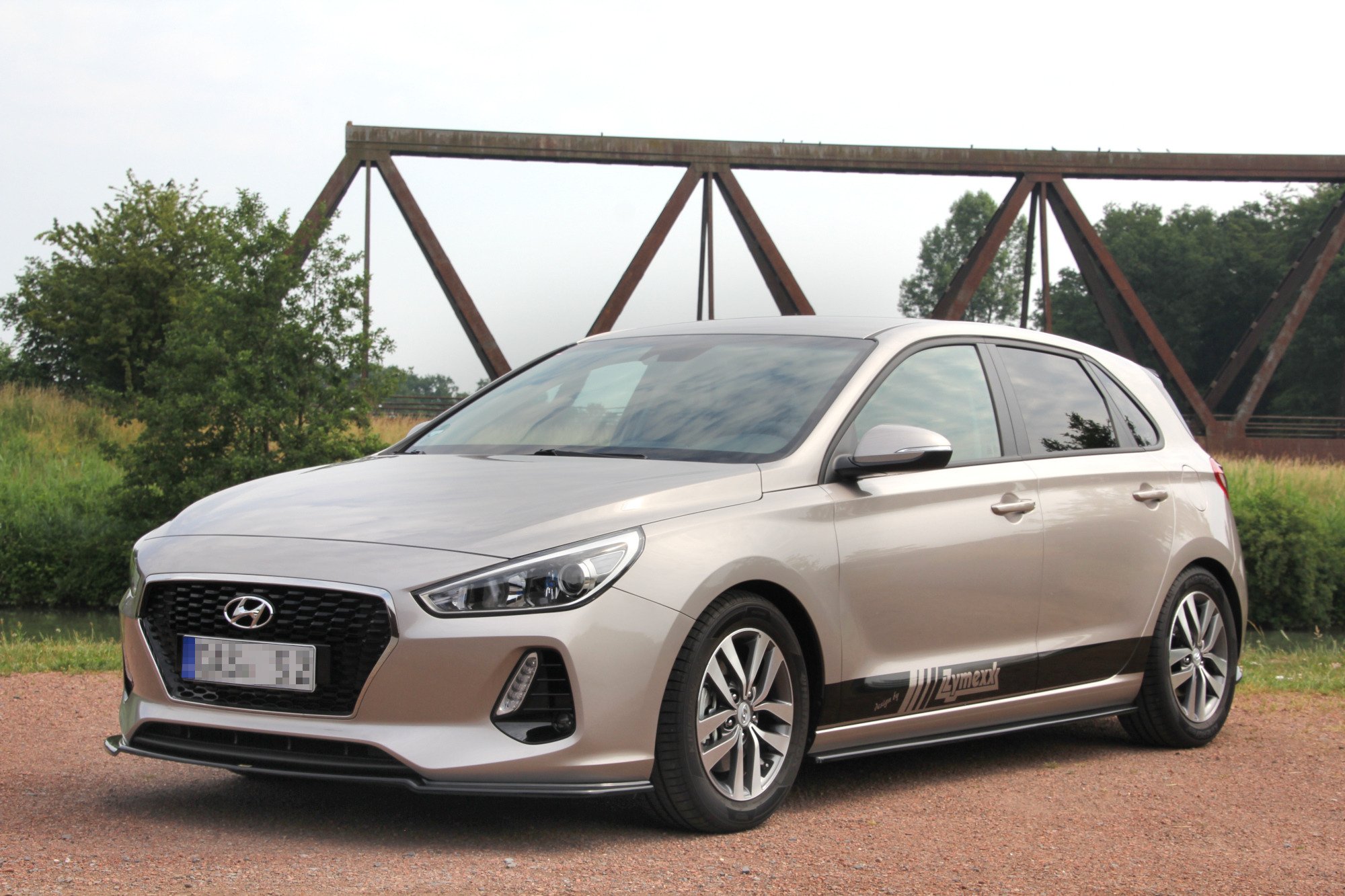Maxton Design Боковые юбки и диффузоры для Hyundai I30 MK3 хэтчбек — изображение 4