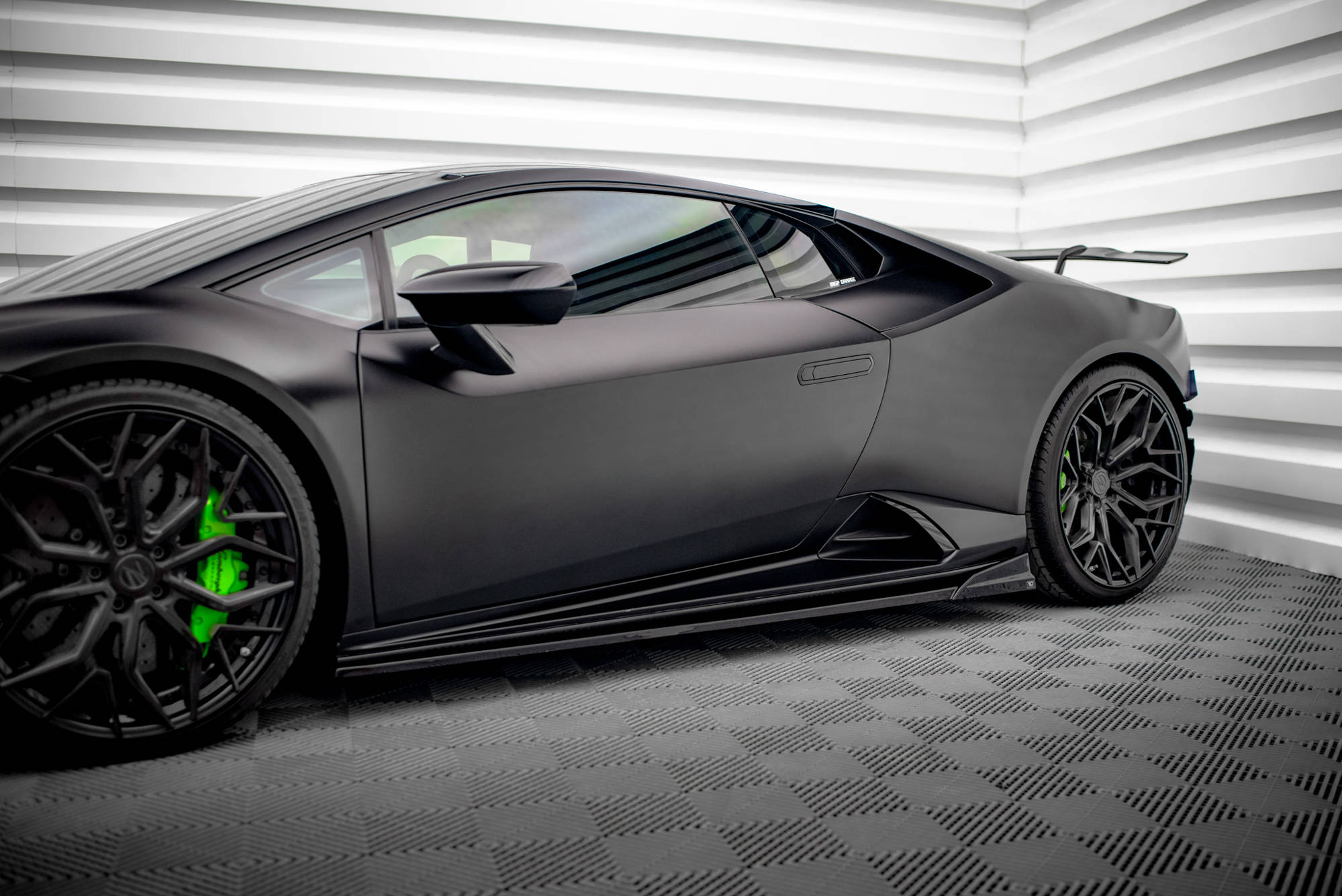 Maxton Design Боковые диффузоры для Lamborghini Huracan EVO