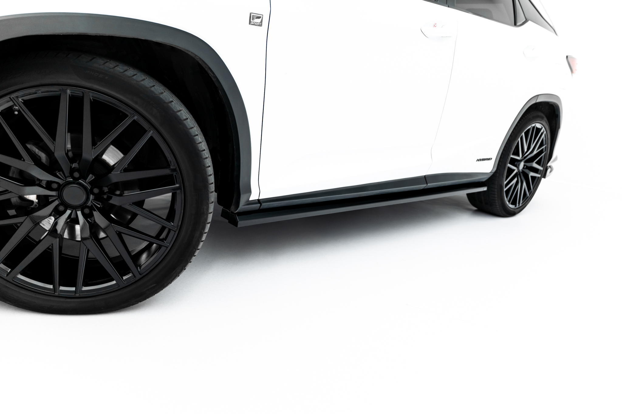 Maxton Design Боковые диффузоры для Lexus RX F-Sport Mk4 Facelift (версия без штатных подножек) — изображение 2