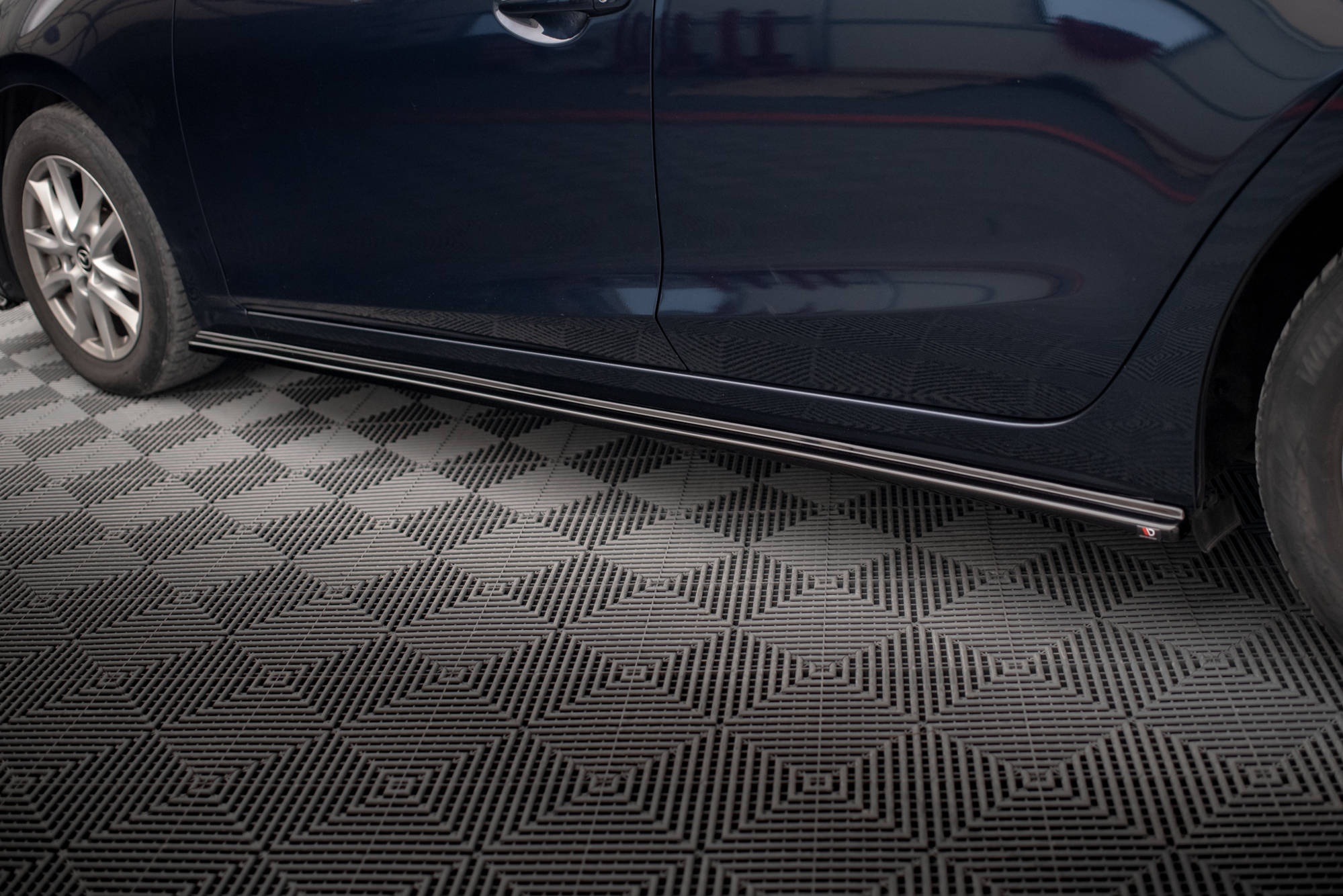 Maxton Design Боковые юбки и диффузоры для Mazda 3 BN (Mk3) — изображение 2