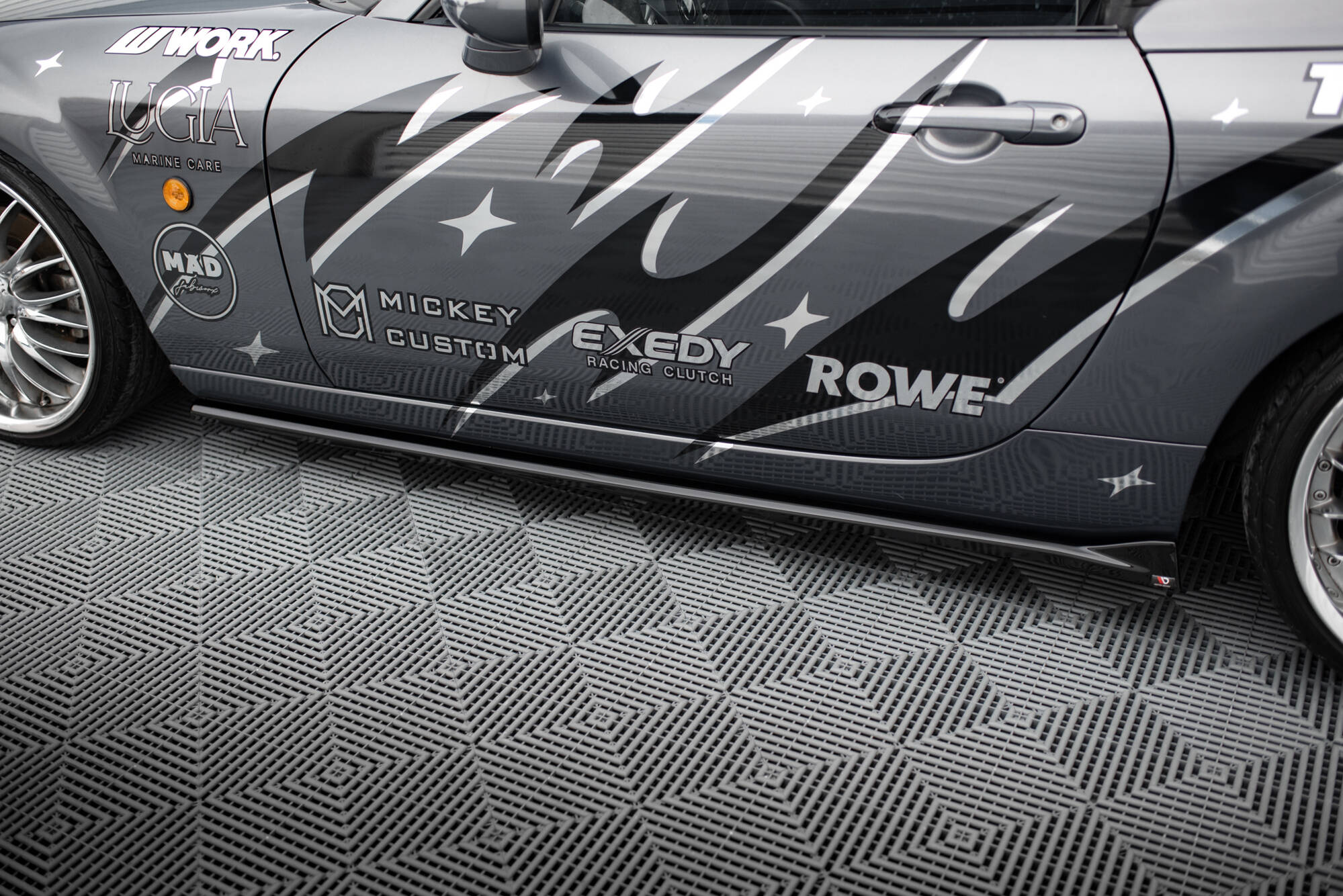 Maxton Design Боковые диффузоры для Mazda MX5 NC (Mk3) — изображение 2