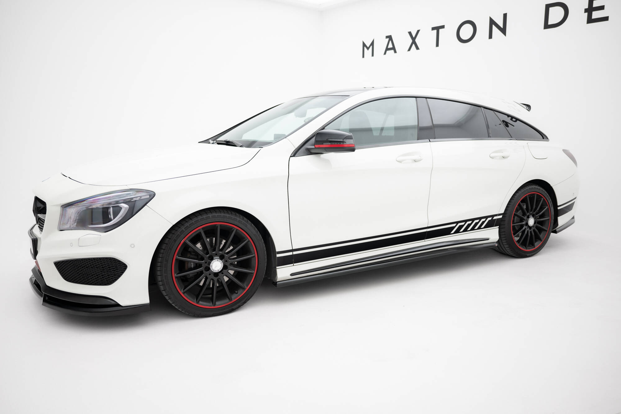 Maxton Design Боковые диффузоры Mercedes-Benz CLA AMG-Line C117 — изображение 2