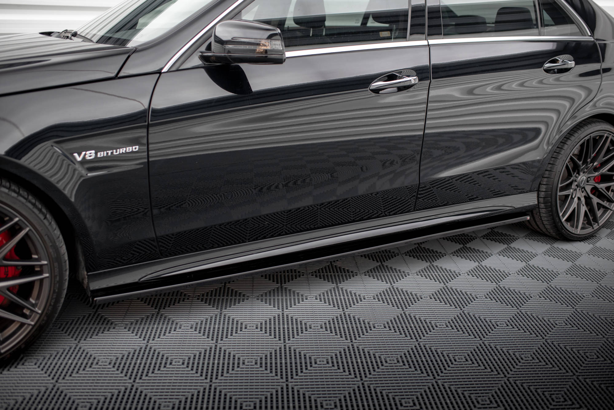 Maxton Design Боковые пороги и диффузоры Mercedes-Benz E63 AMG / AMG-Line Sedan W212 Facelift