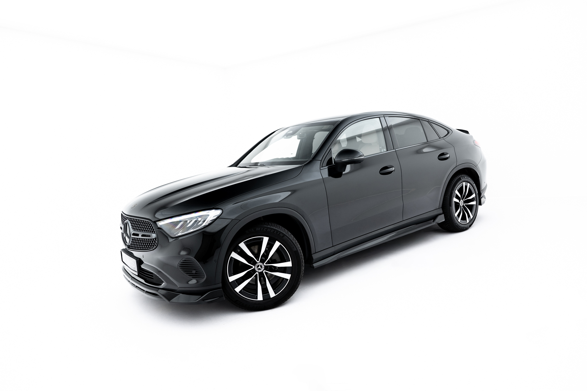 Maxton Design Боковые диффузоры Mercedes-Benz GLC Coupe C254 — изображение 3