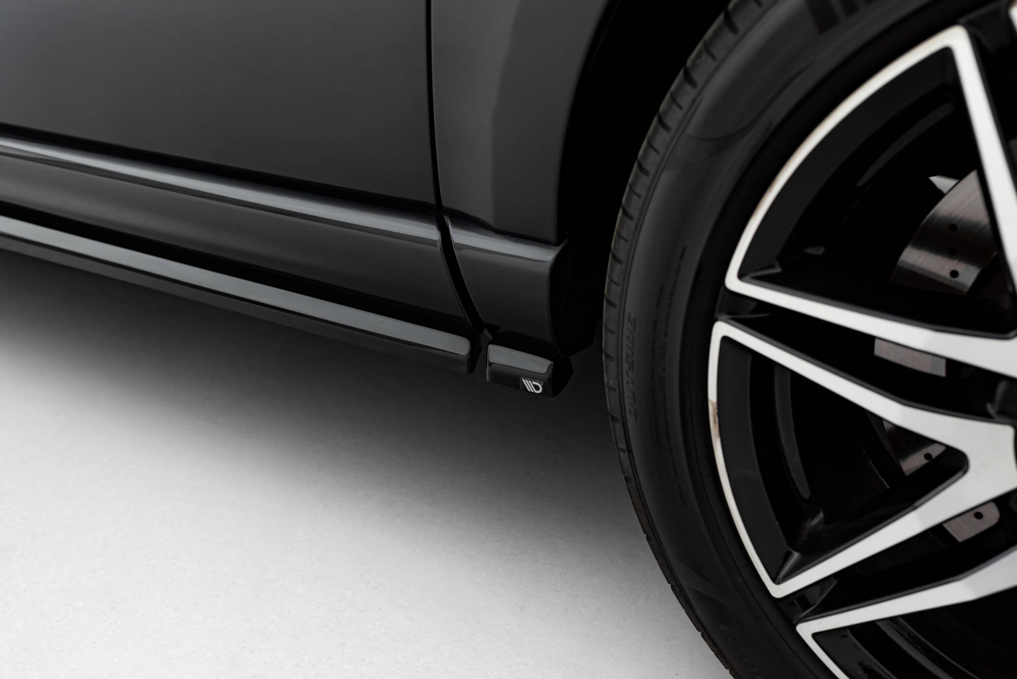 Maxton Design Боковые диффузоры Mercedes-Benz V-Class Long AMG-Line W447 — изображение 4