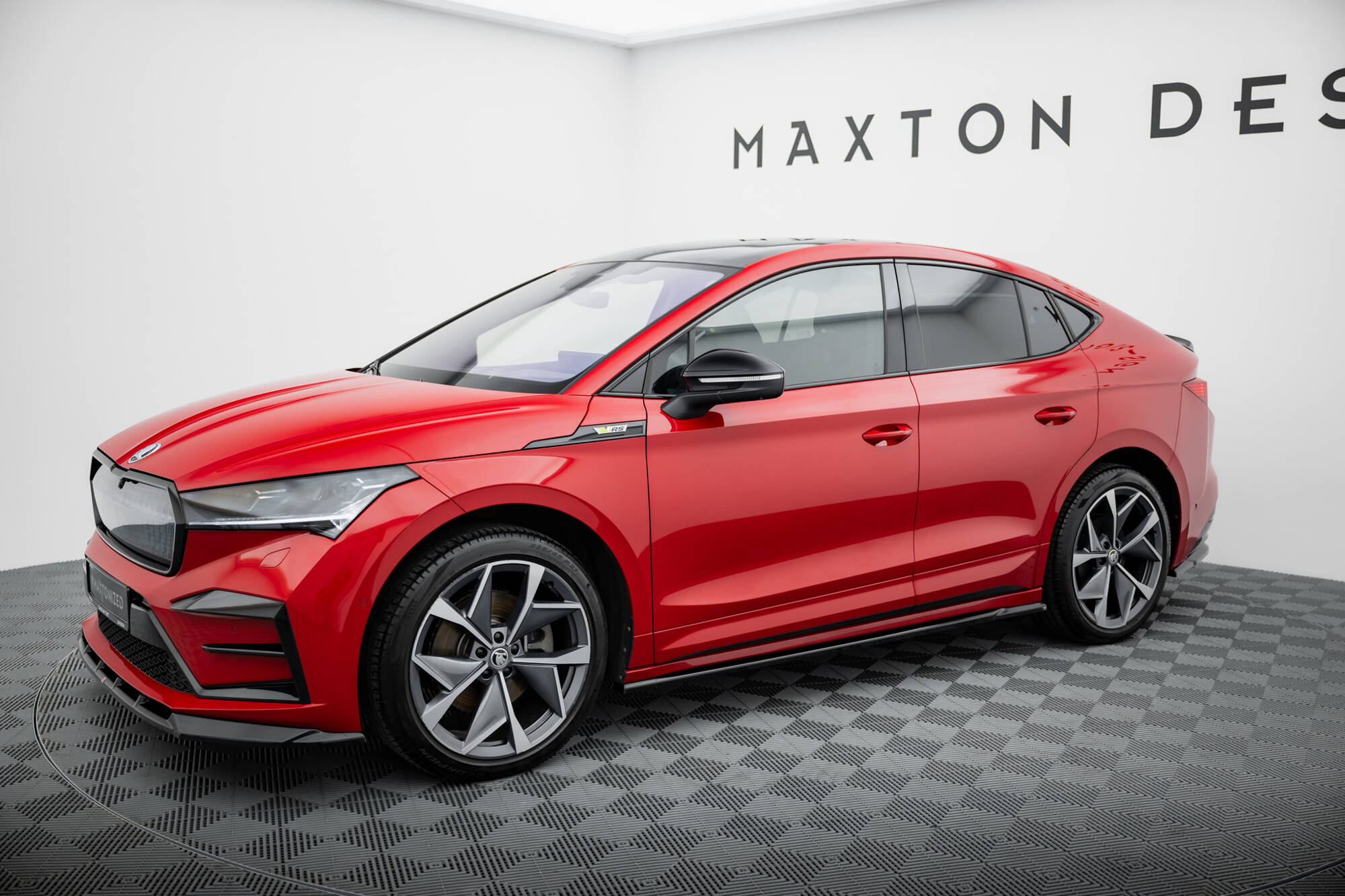 Maxton Design Боковые диффузоры Skoda Enyaq Coupe iV RS — изображение 2