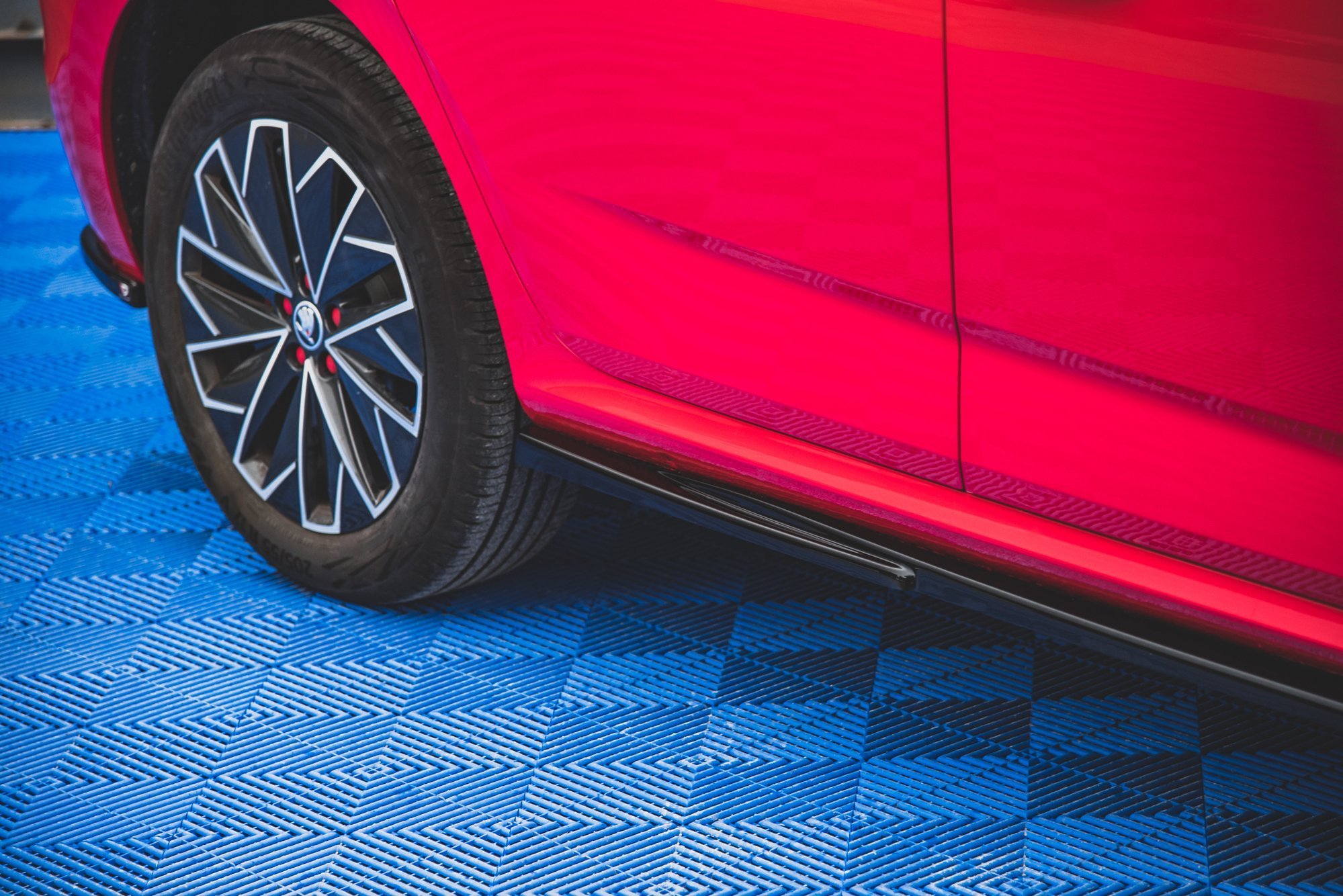 Maxton Design Боковые юбки и диффузоры для Skoda Kamiq — изображение 4