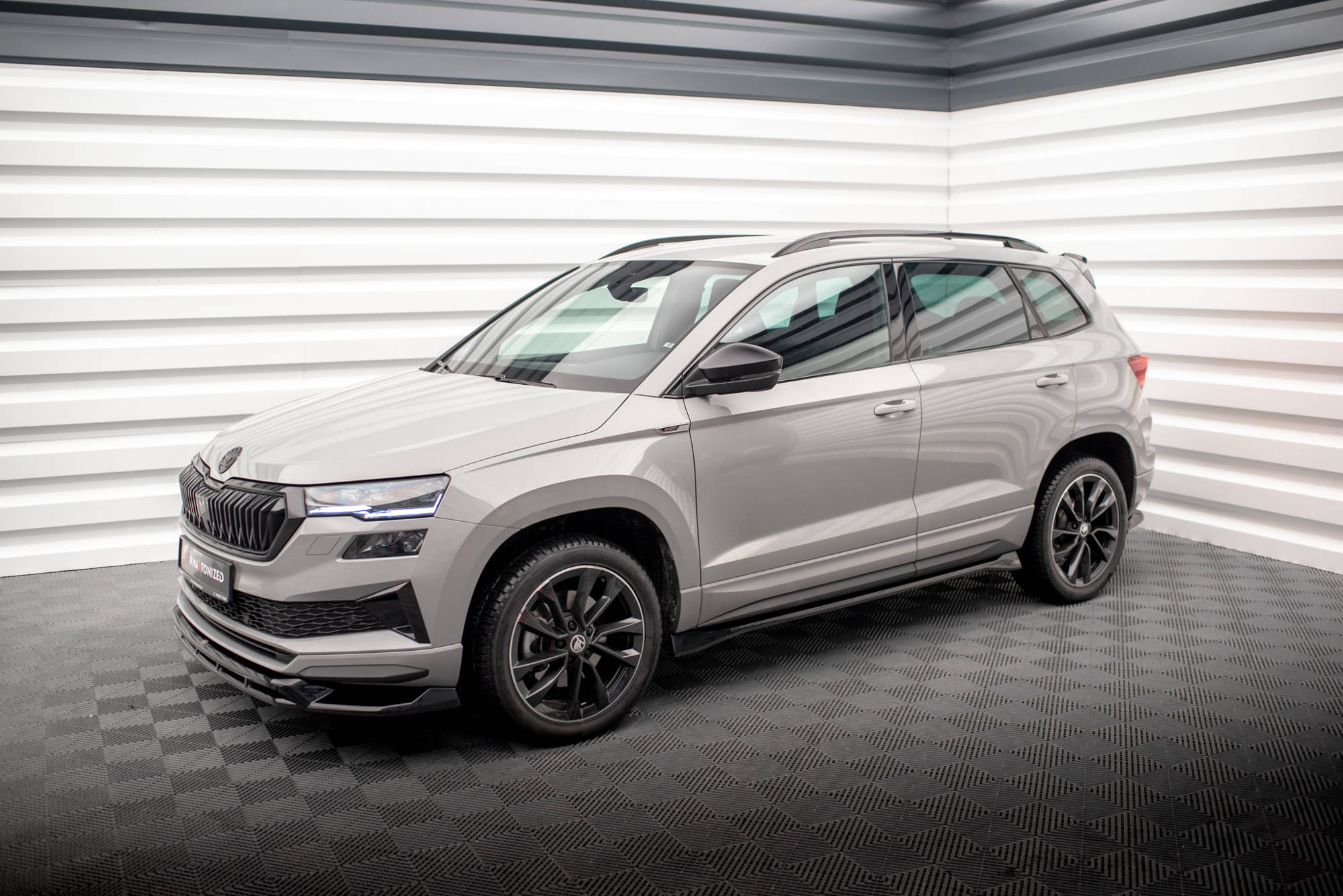 Maxton Design Боковые диффузоры Skoda Karoq Sportline Mk1 — изображение 2
